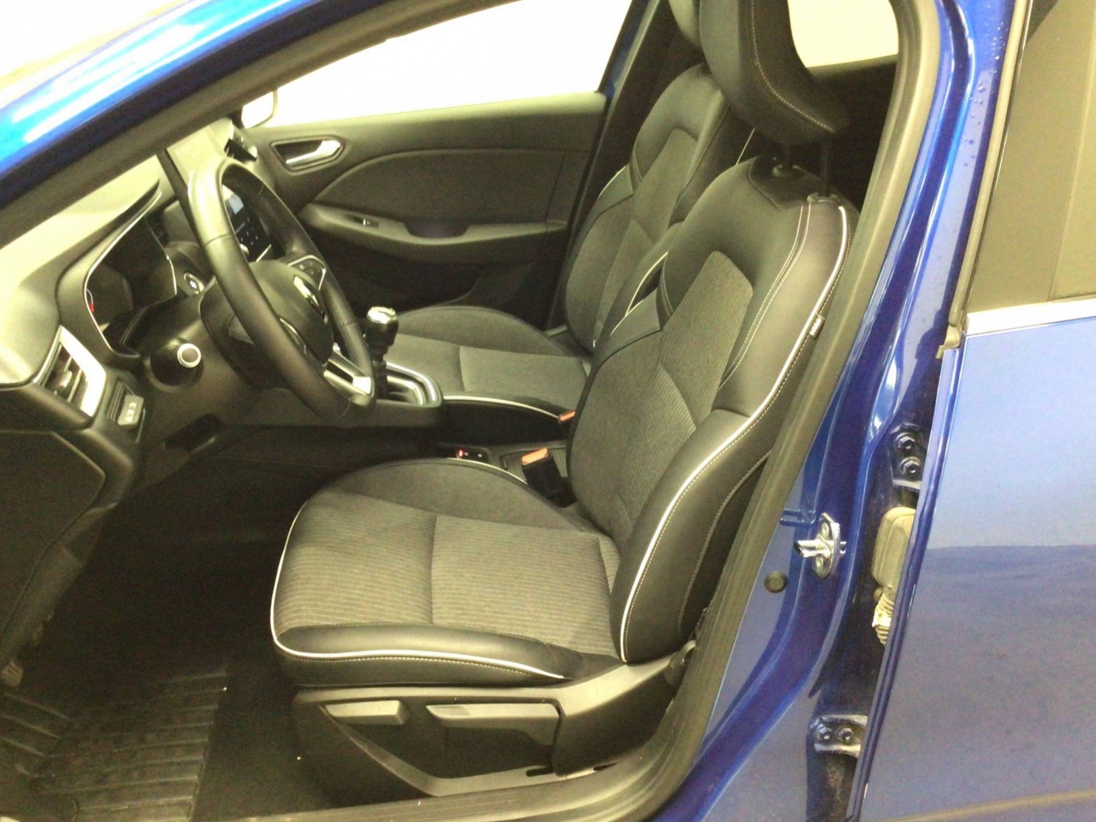 RENAULT - CLIO V - #183535 - 20