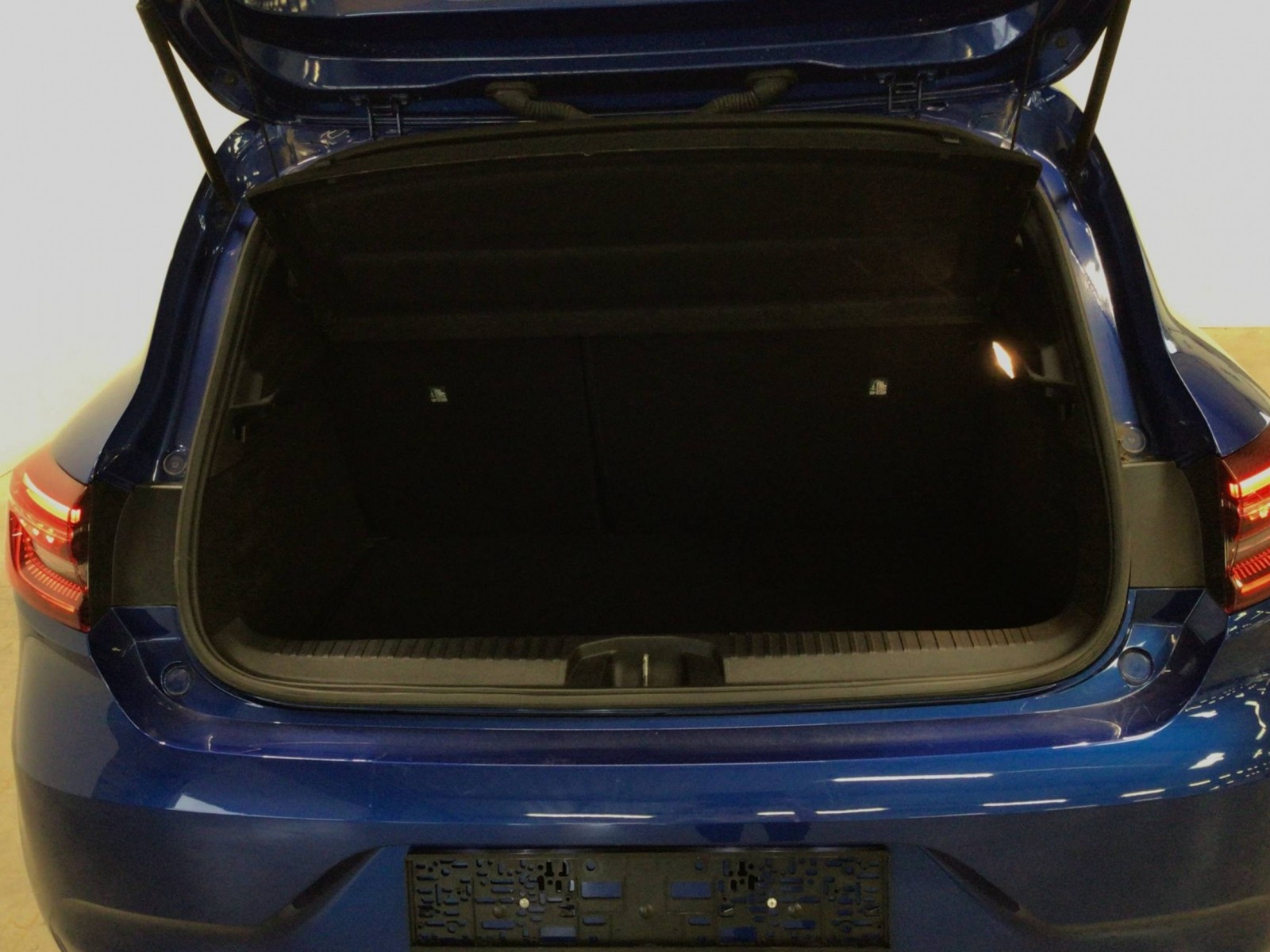 RENAULT - CLIO V - #183535 - 26