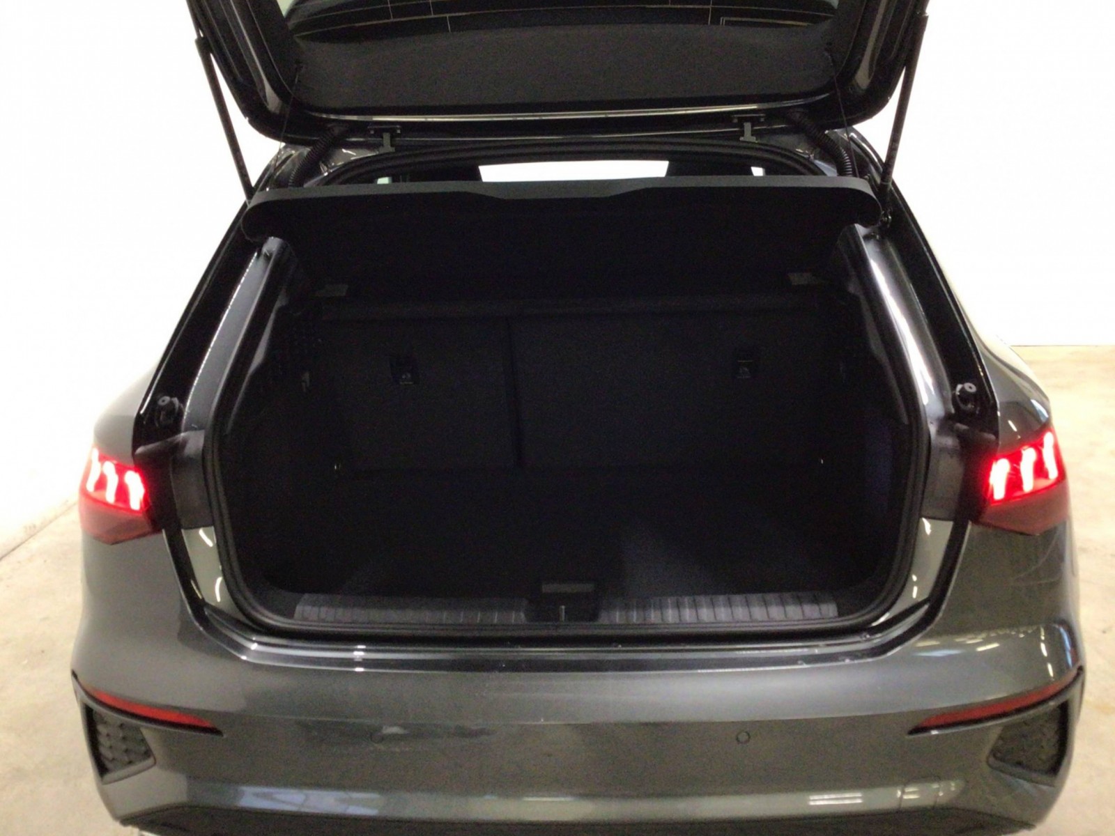 AUDI - A3 SPORTBACK - #184620 - 13