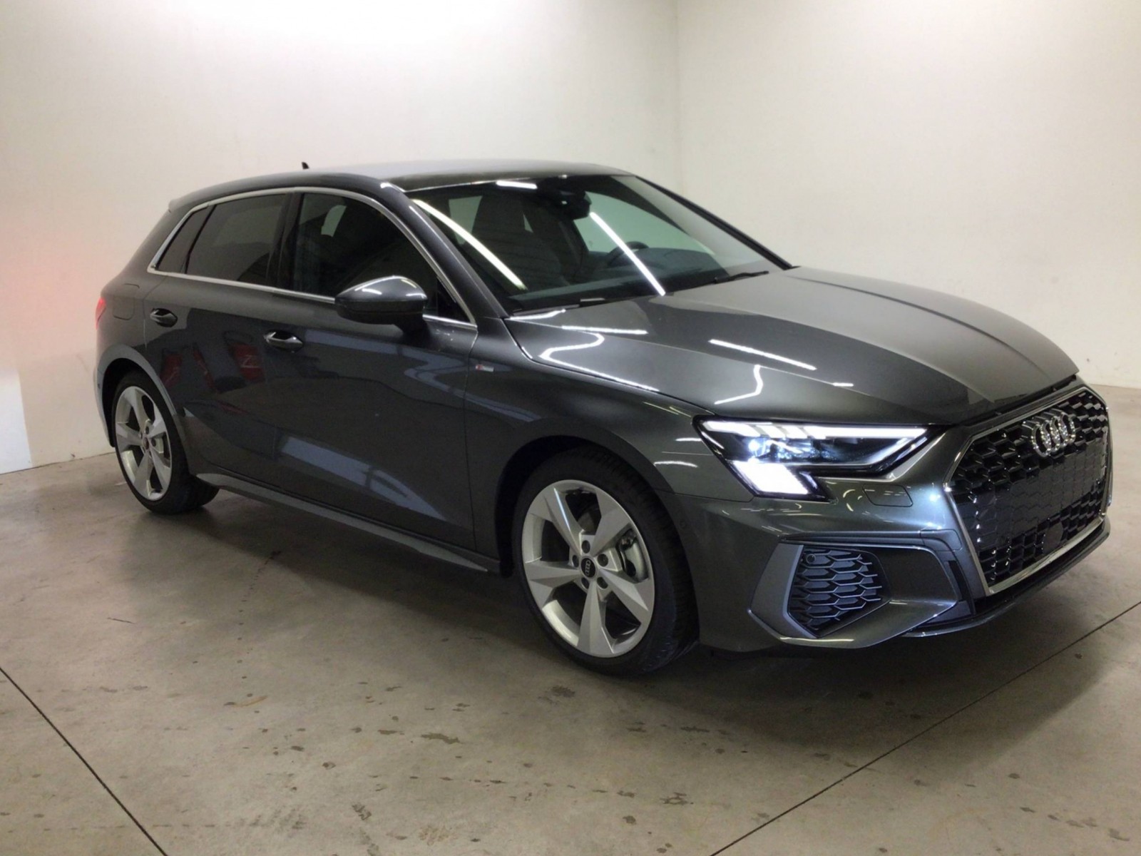 AUDI - A3 SPORTBACK - #184620 - 16