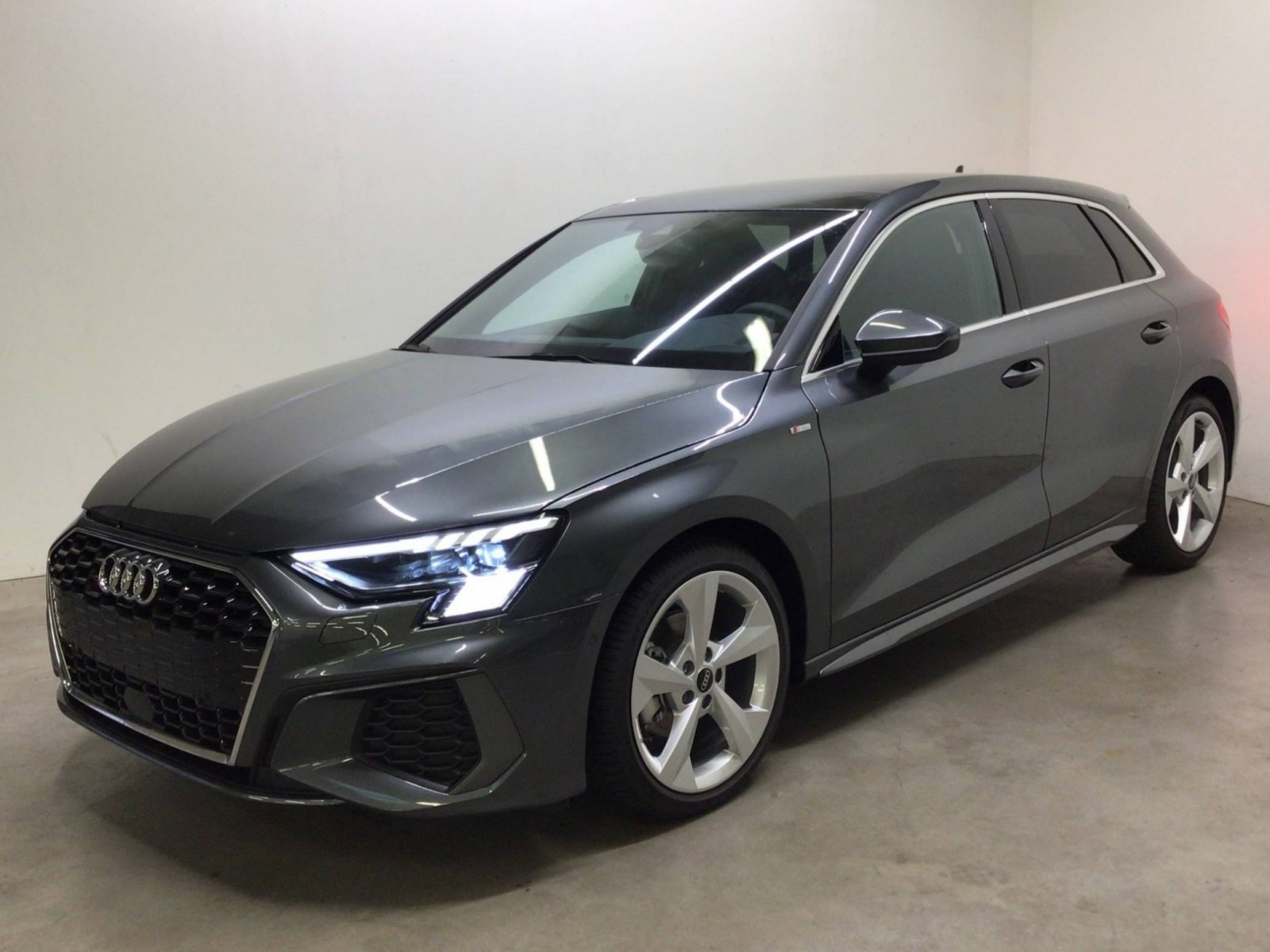 AUDI - A3 SPORTBACK - #184620 - 15