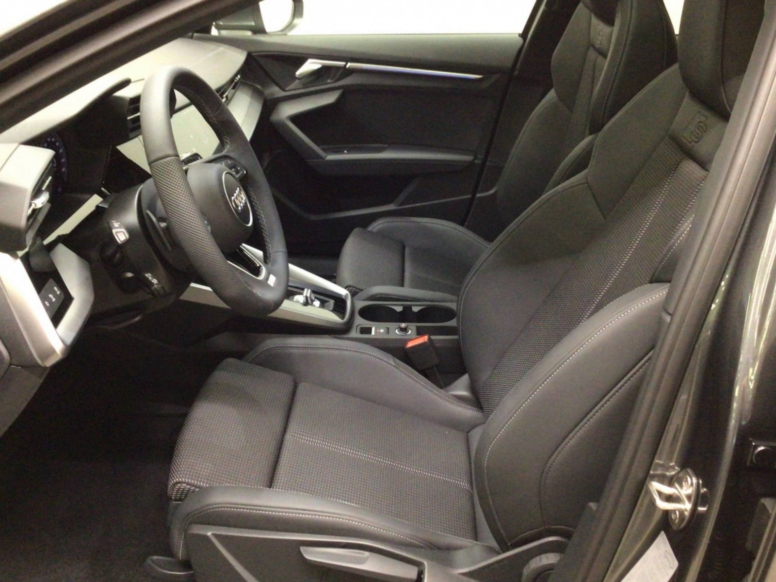 AUDI - A3 SPORTBACK - #184805 - 17