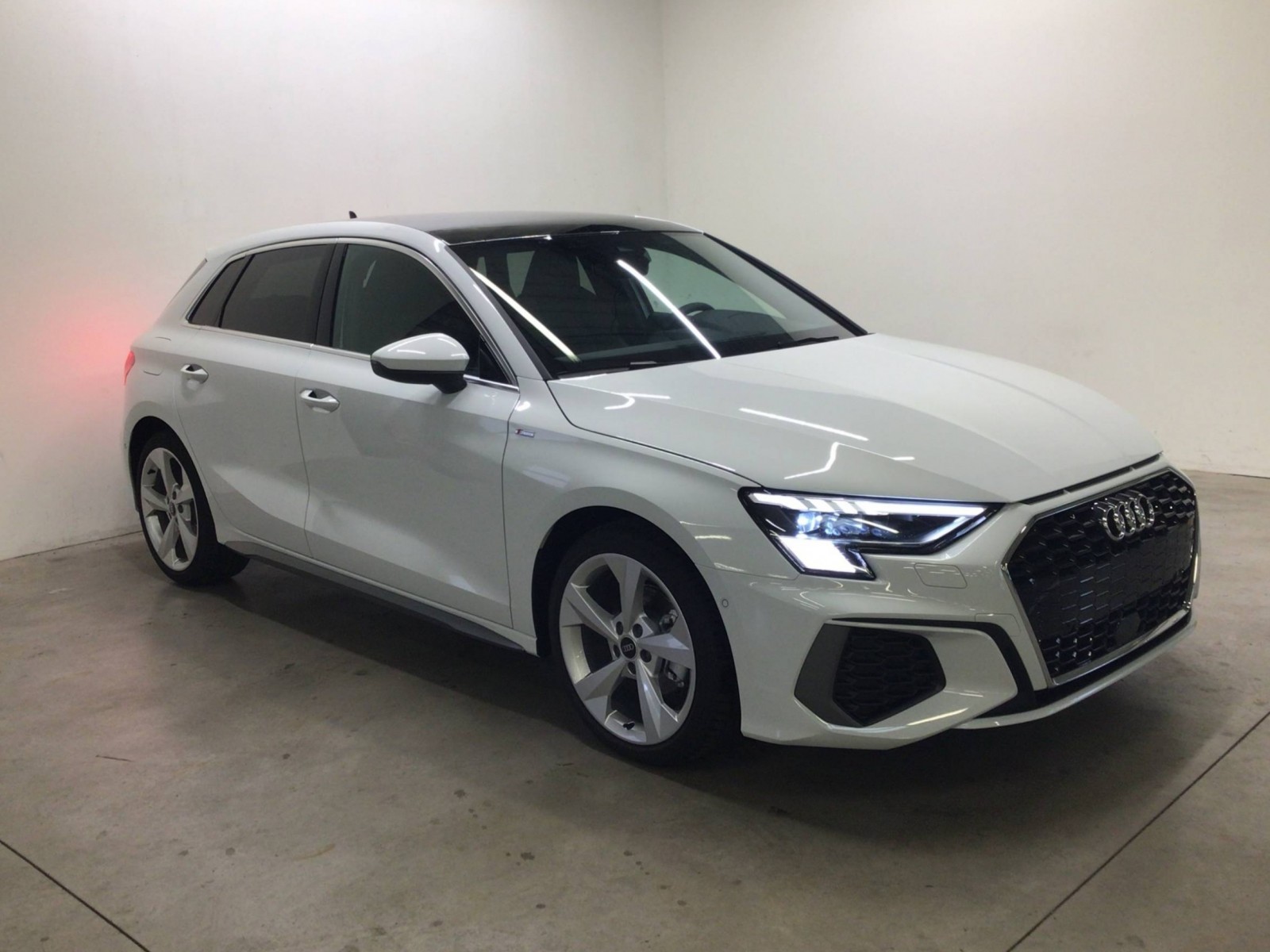 AUDI - A3 SPORTBACK - #184808 - 16