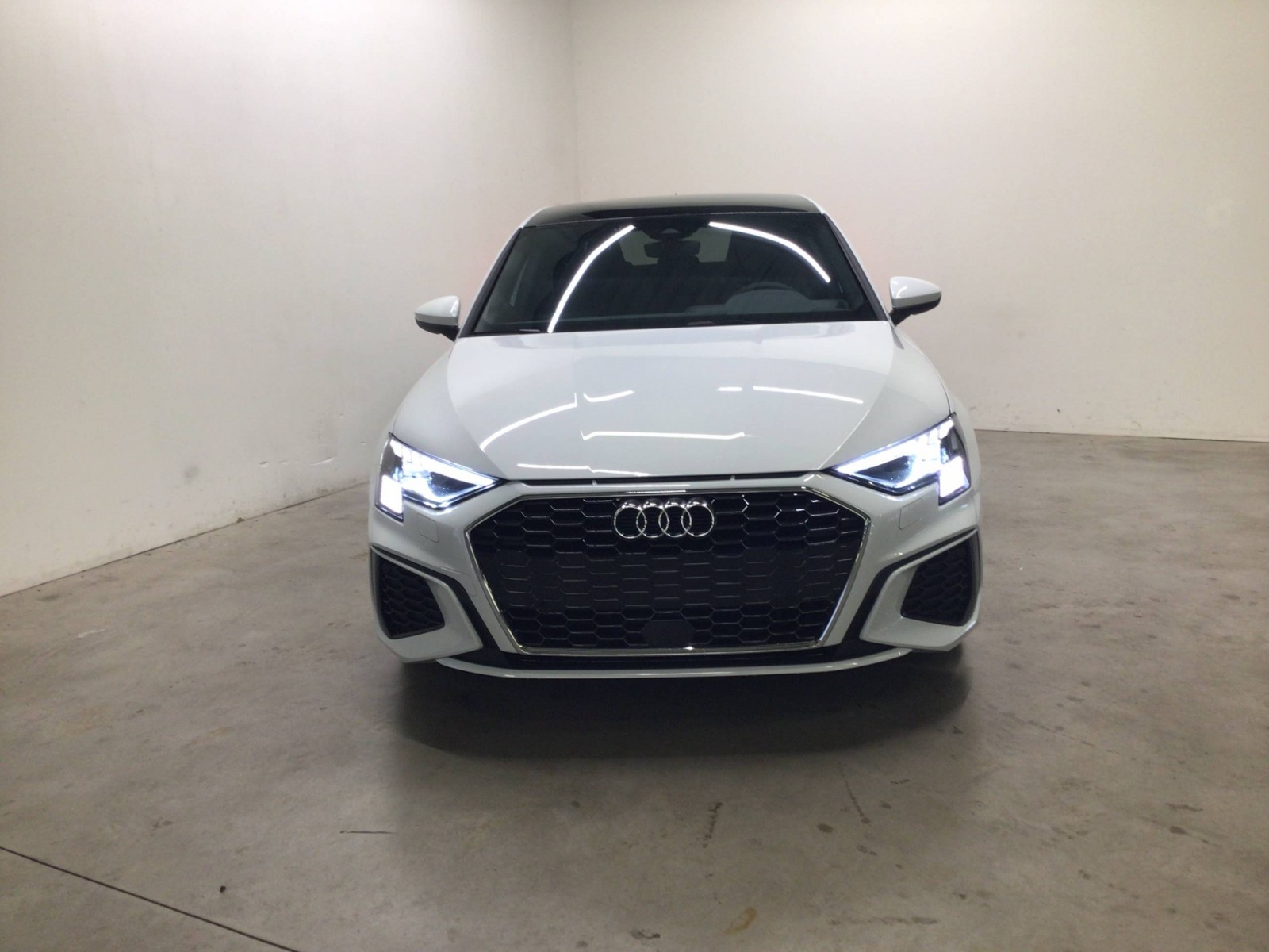 AUDI - A3 SPORTBACK - #184808 - 4