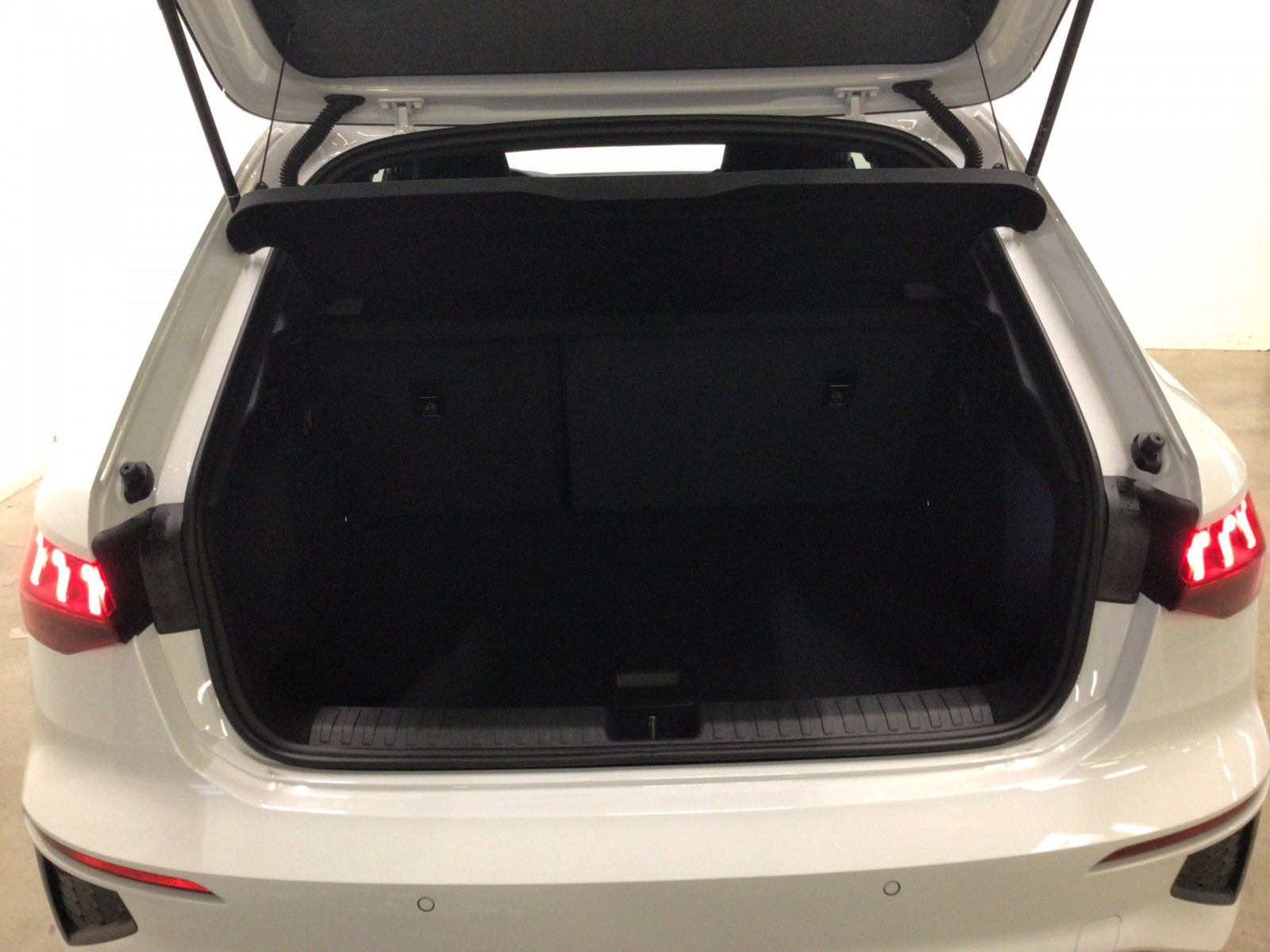 AUDI - A3 SPORTBACK - #184808 - 13