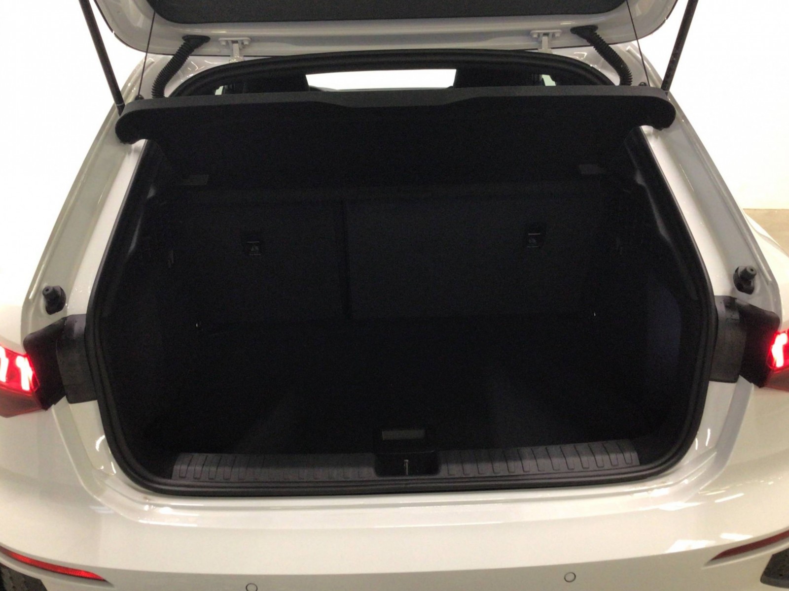 AUDI - A3 SPORTBACK - #184810 - 13