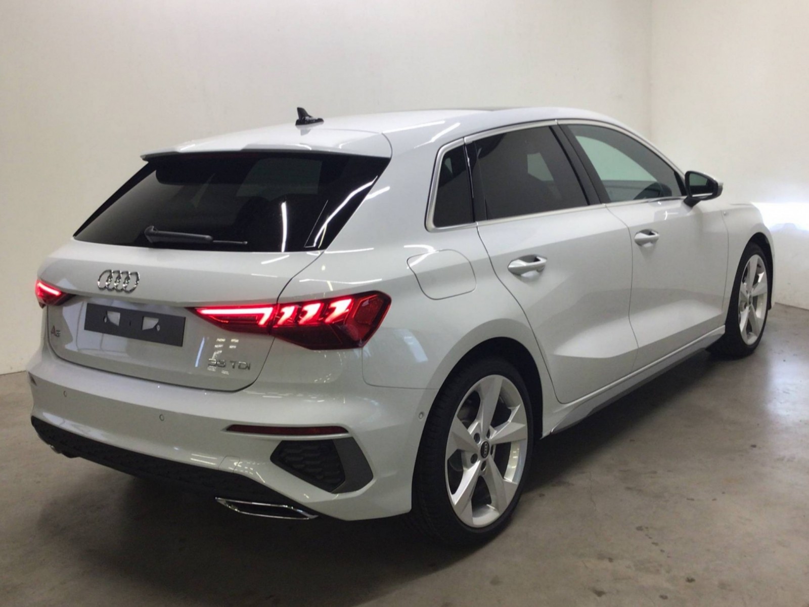 AUDI - A3 SPORTBACK - #184807 - 15