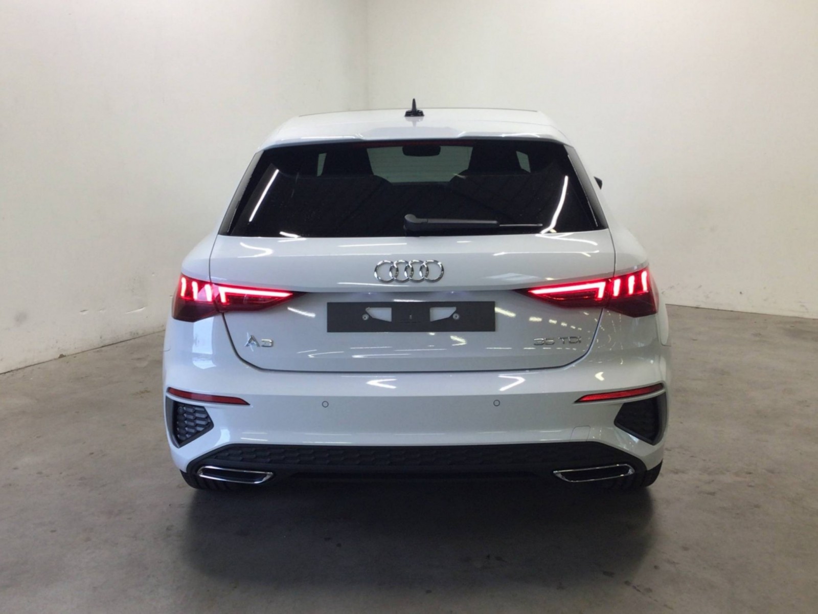 AUDI - A3 SPORTBACK - #184810 - 19