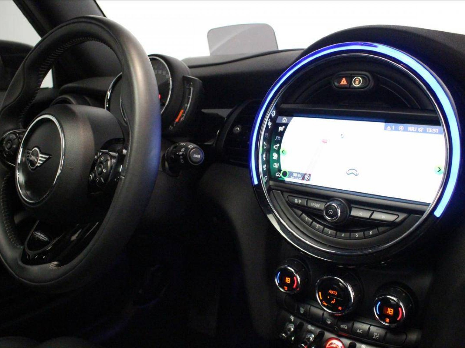 MINI - HATCH 3 PORTES F56 LCI - #185505 - 2