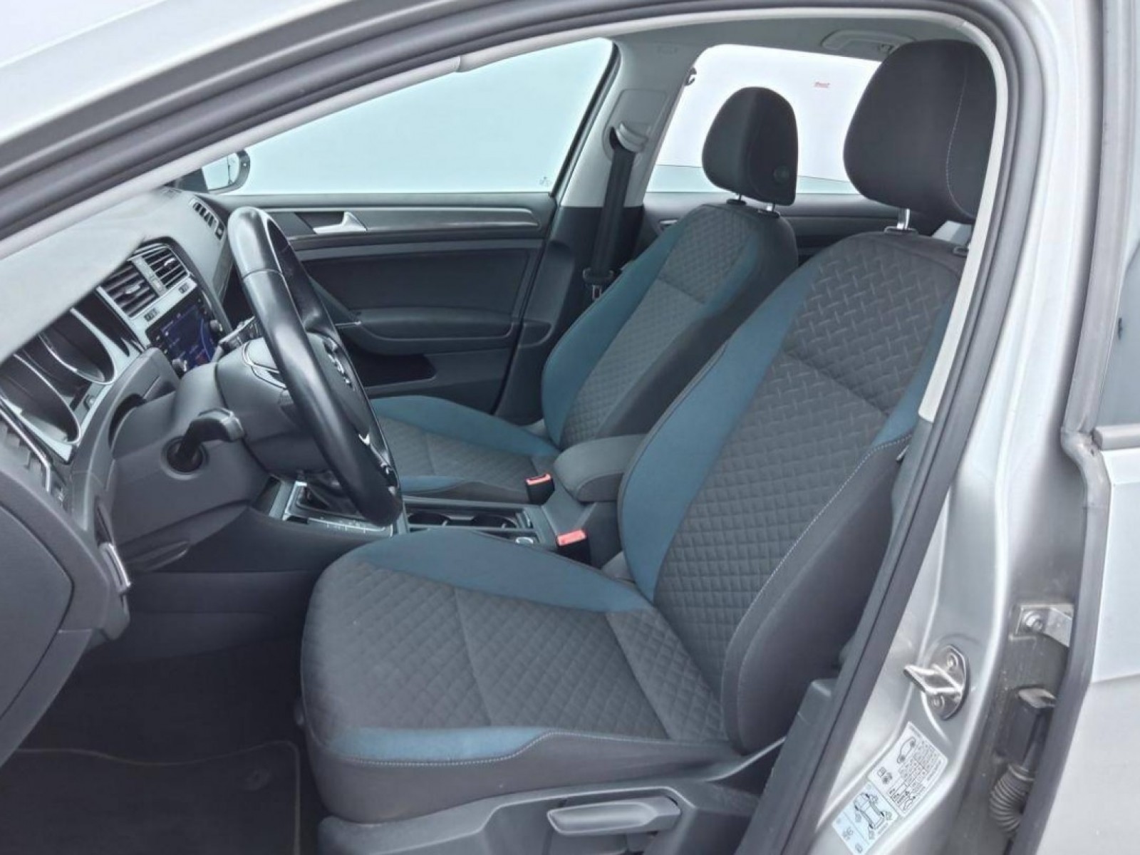 VOLKSWAGEN - GOLF - #185510 - 11