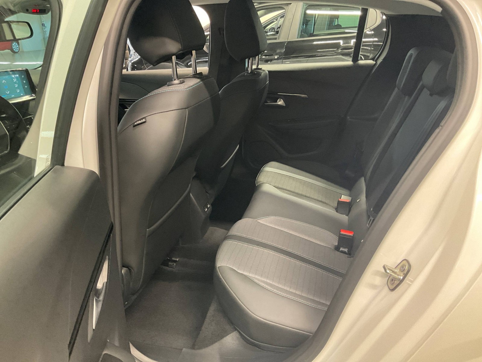 PEUGEOT - 208 - #185516 - 7