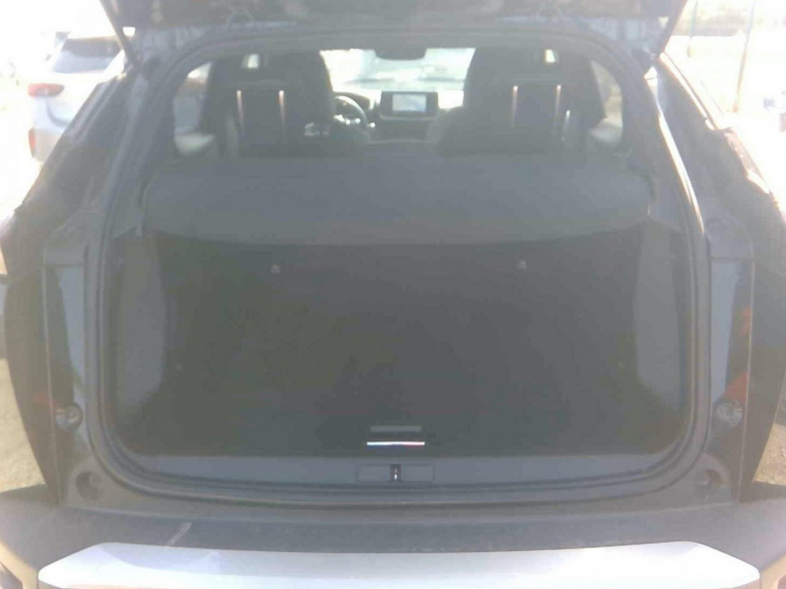 PEUGEOT - 2008 - #185523 - 8
