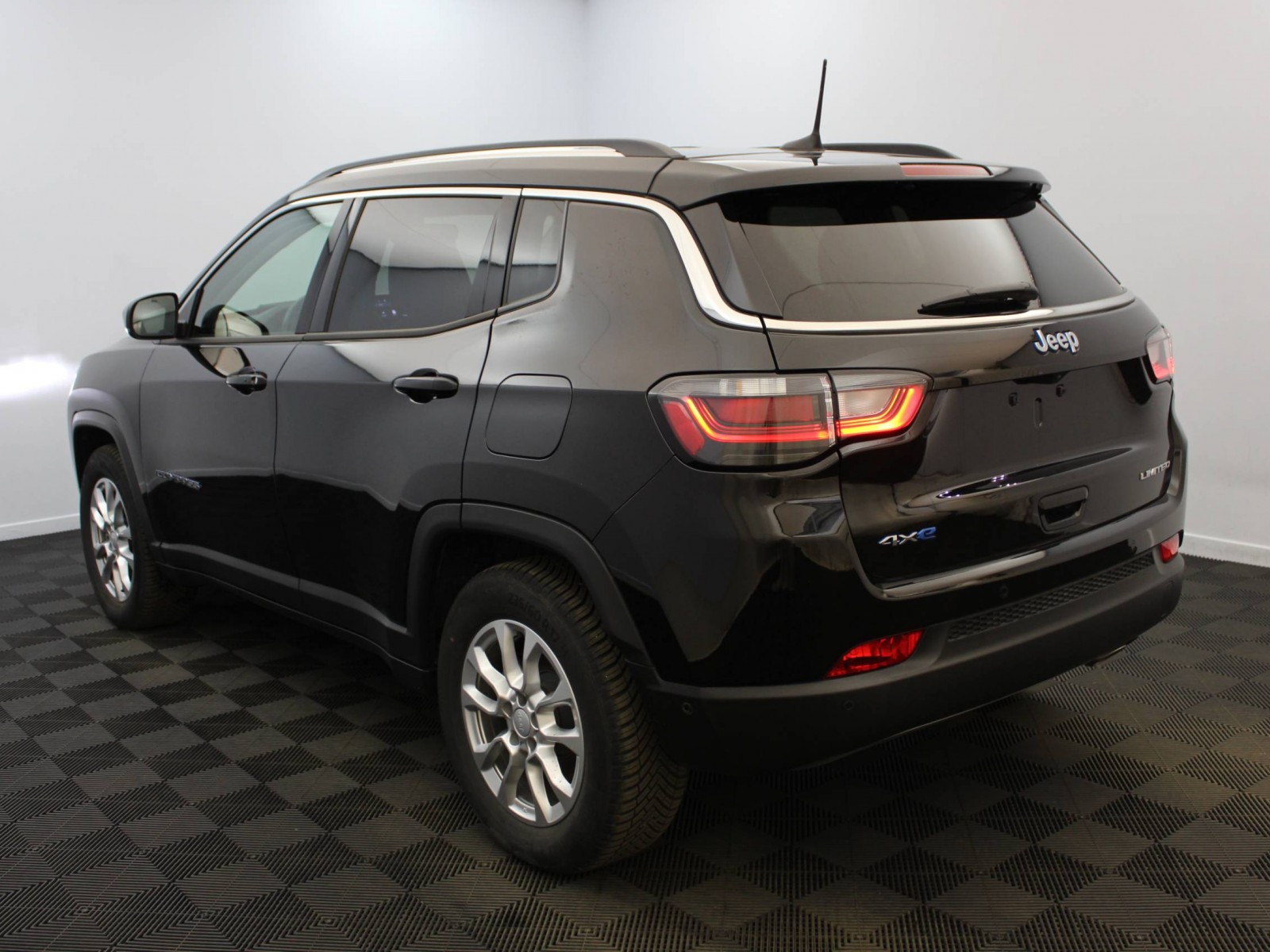 JEEP - COMPASS - #185001 - 2