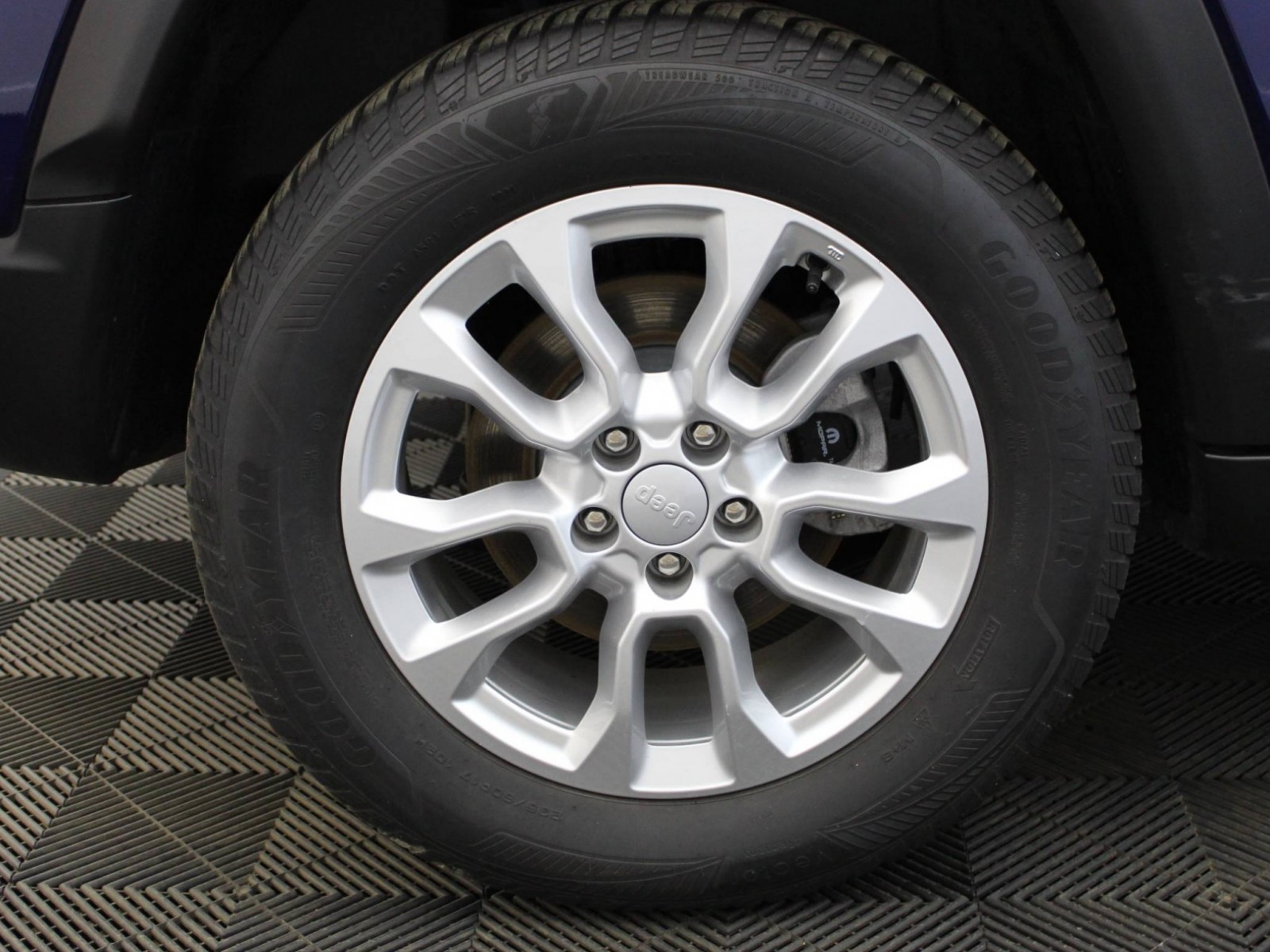 JEEP - COMPASS - #185000 - 21