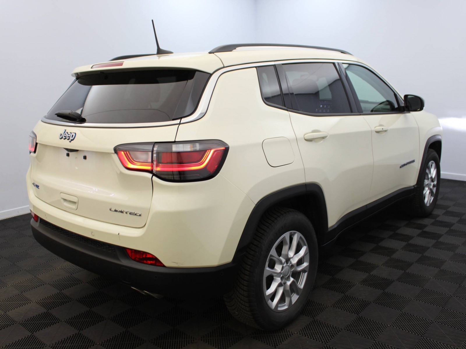 JEEP - COMPASS - #184999 - 3