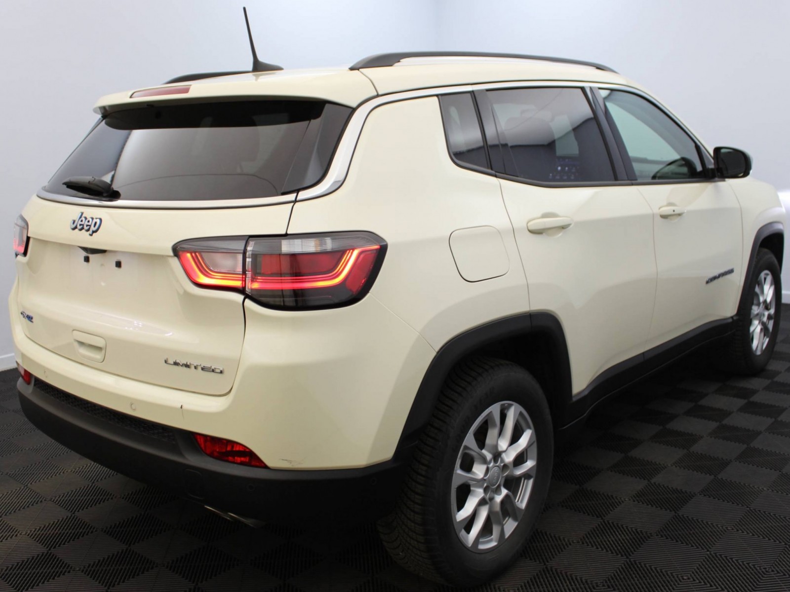 JEEP - COMPASS - #184999 - 18