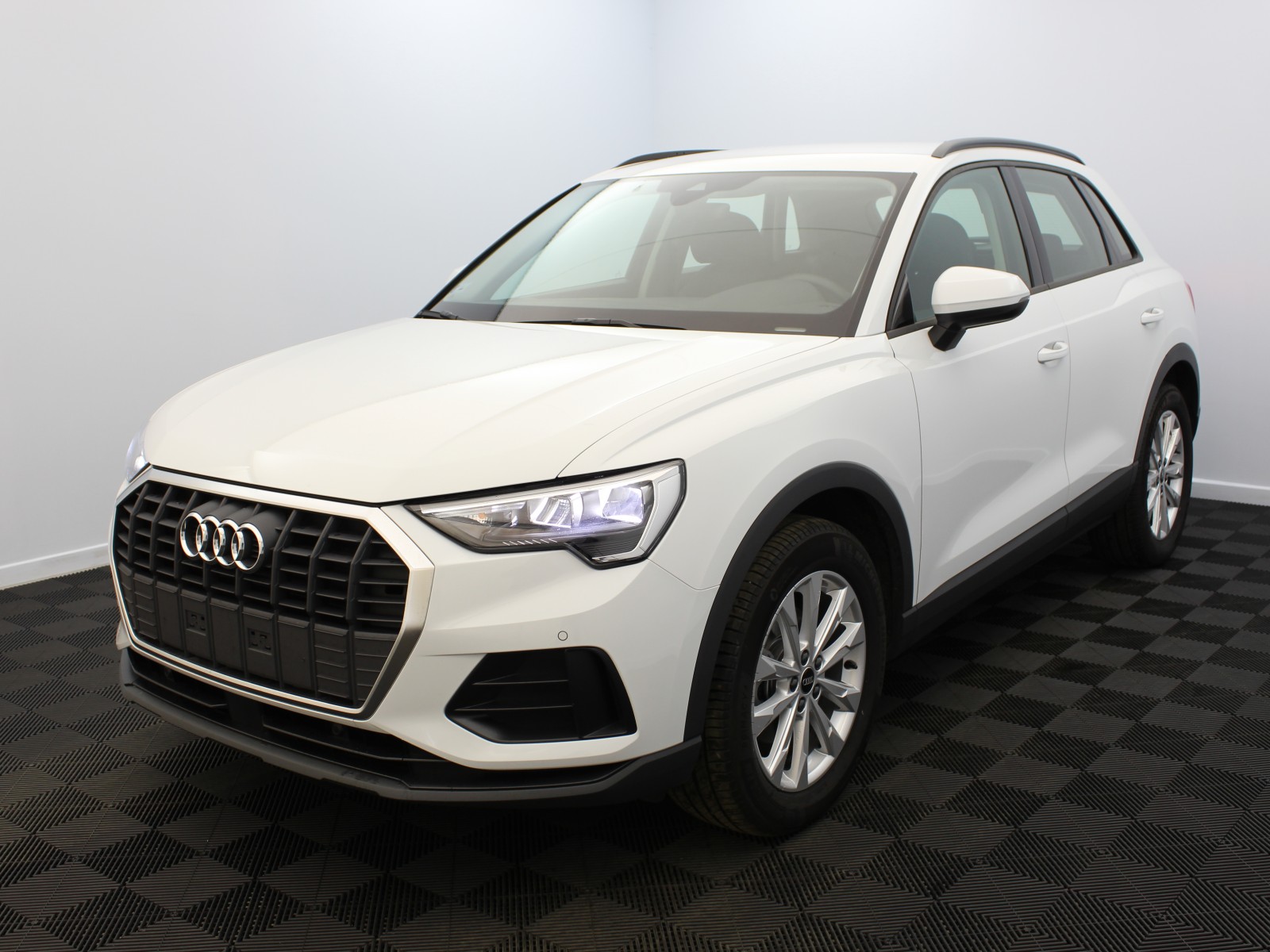 AUDI - Q3 - #181861 - 0