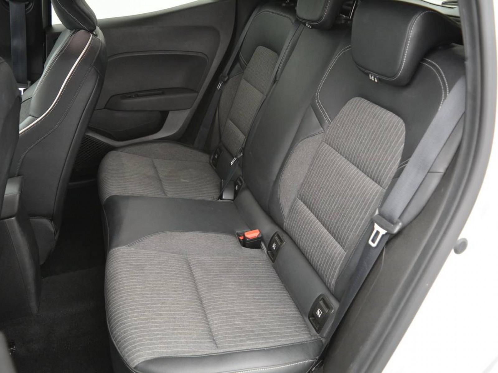 RENAULT - CLIO V - #183546 - 8