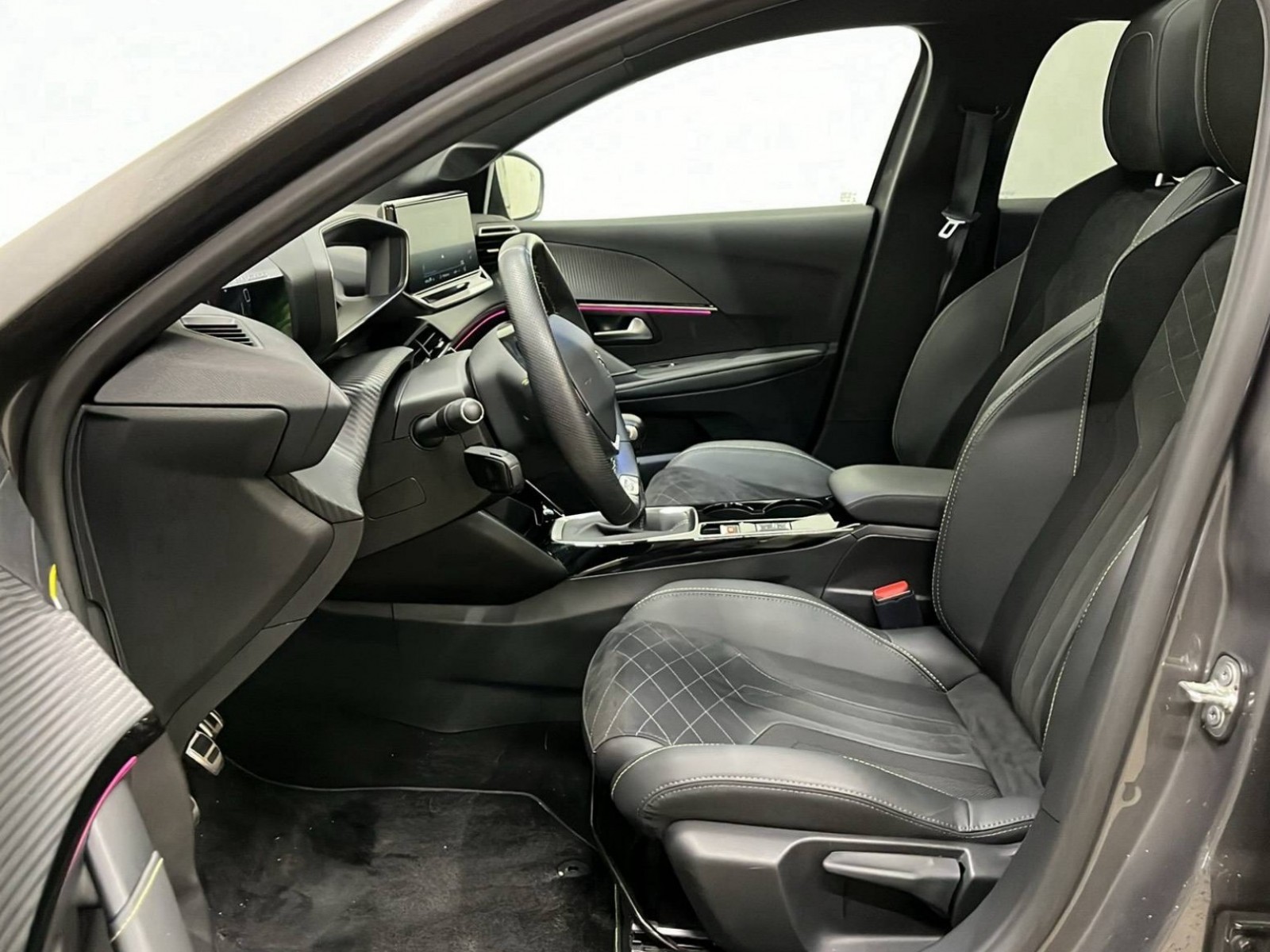 PEUGEOT - 208 - #200660 - 25