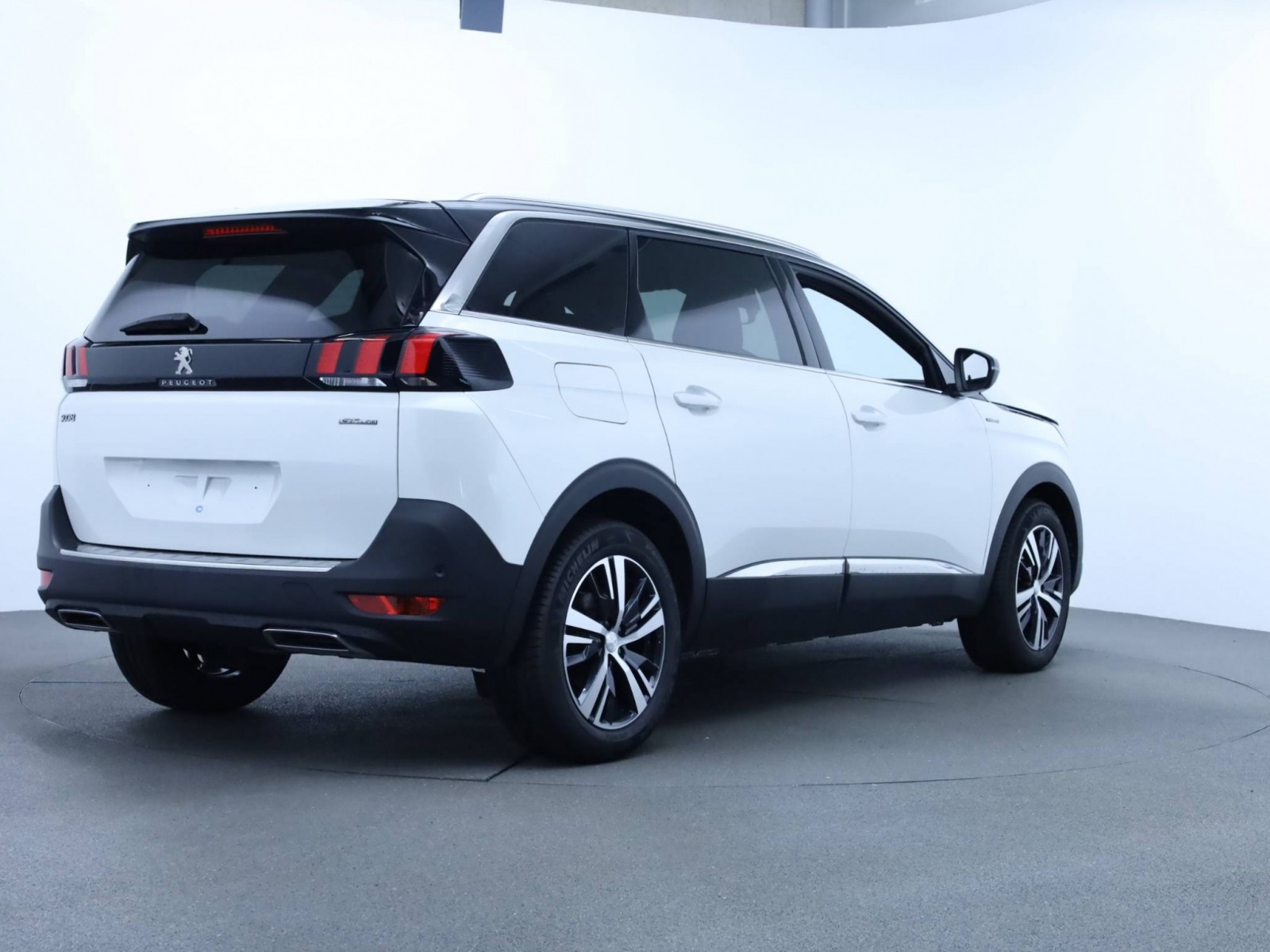 PEUGEOT - 5008 - #185688 - 17