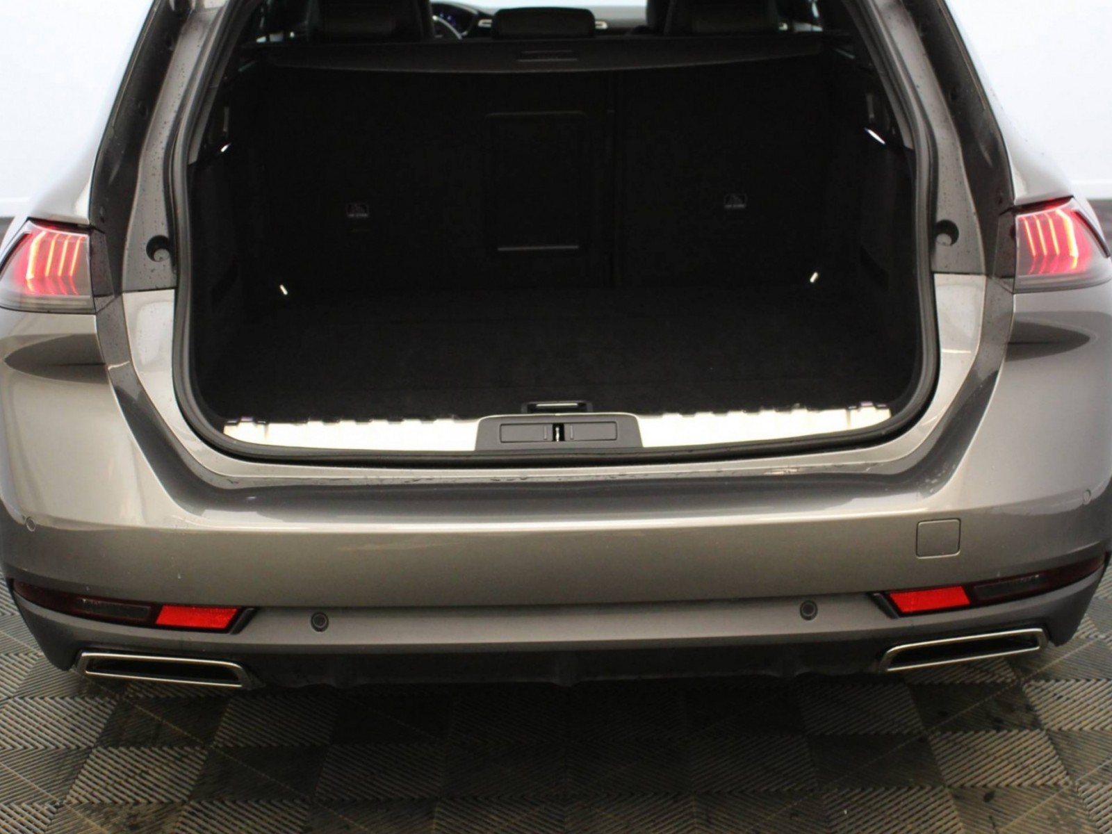 PEUGEOT - 508 SW - #185783 - 46