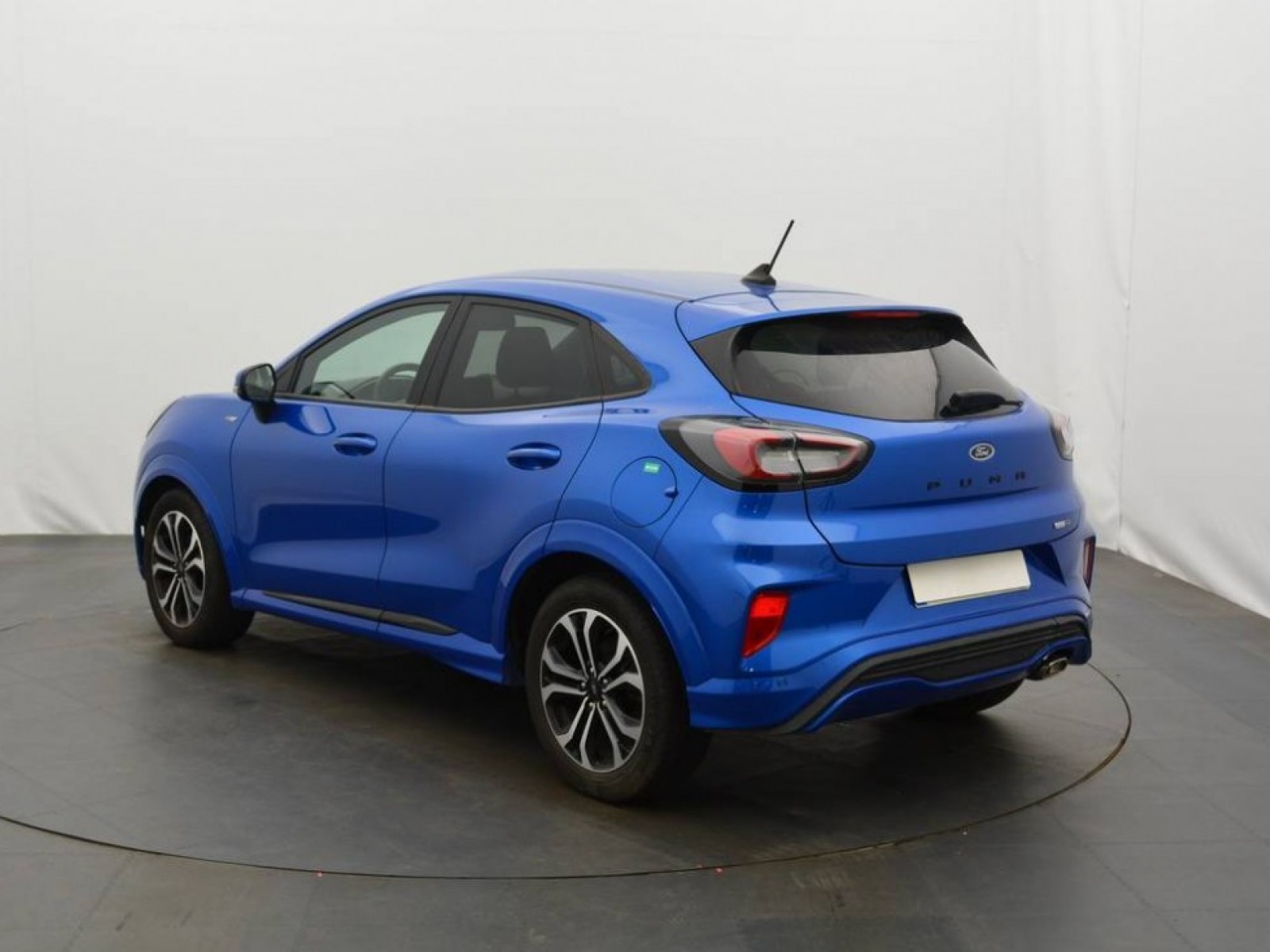 FORD - PUMA - #184148 - 3