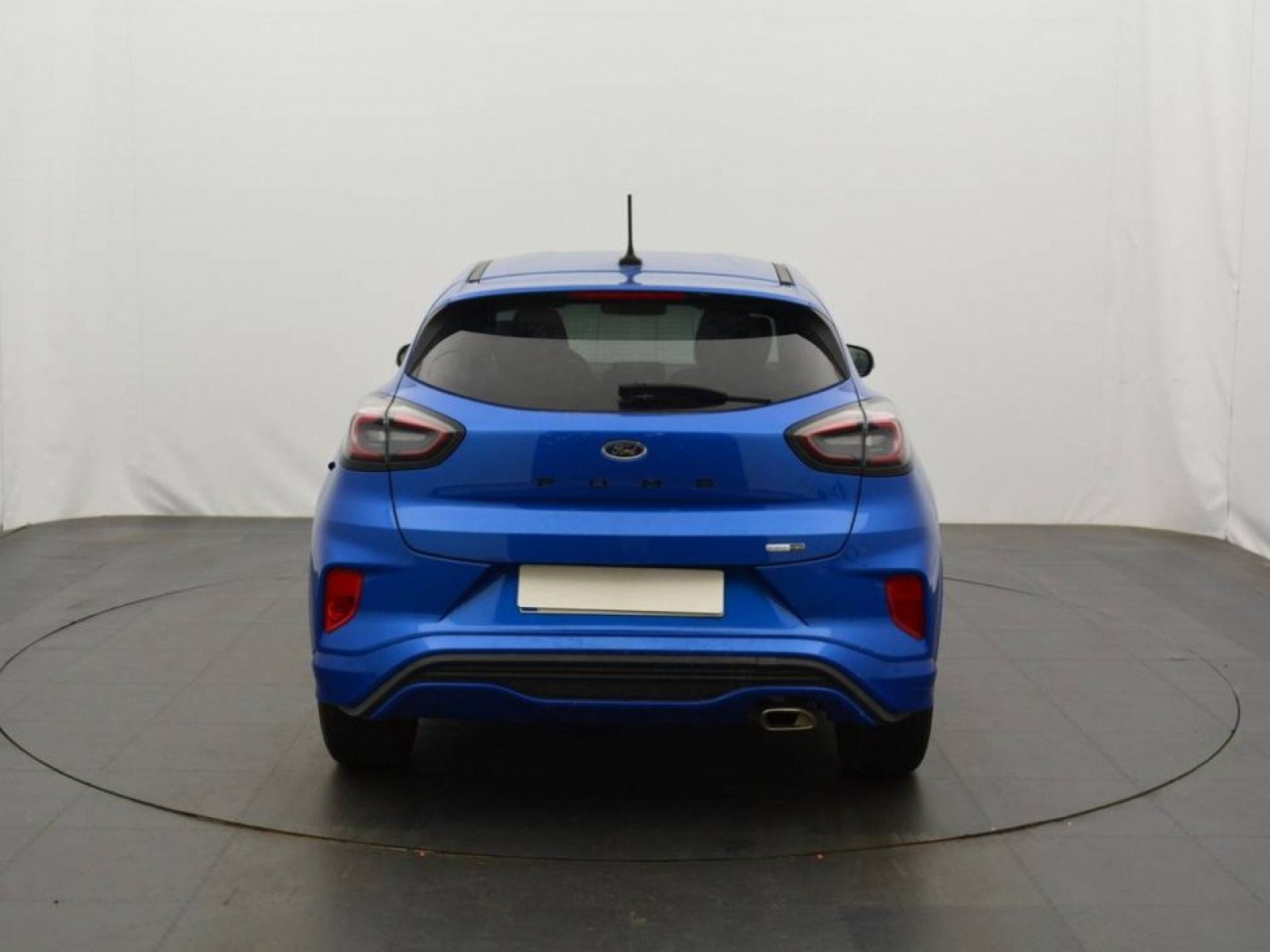 FORD - PUMA - #184148 - 5