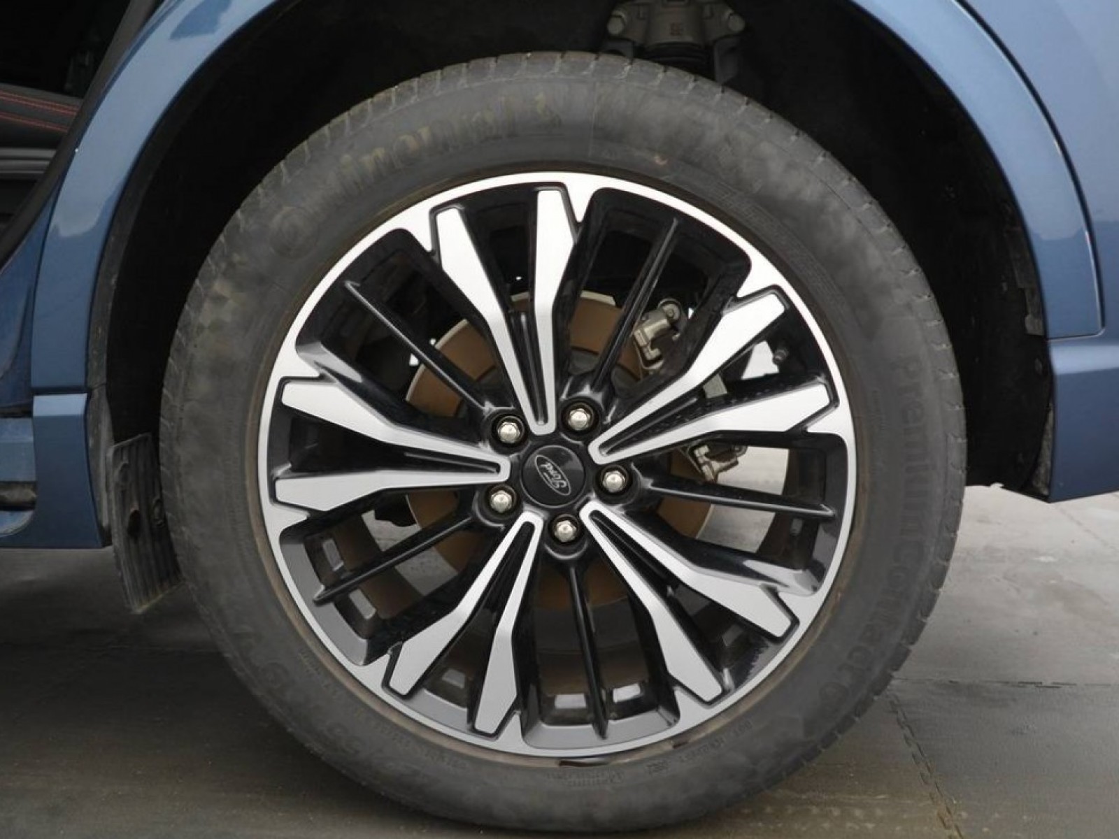 FORD - KUGA - #183957 - 6