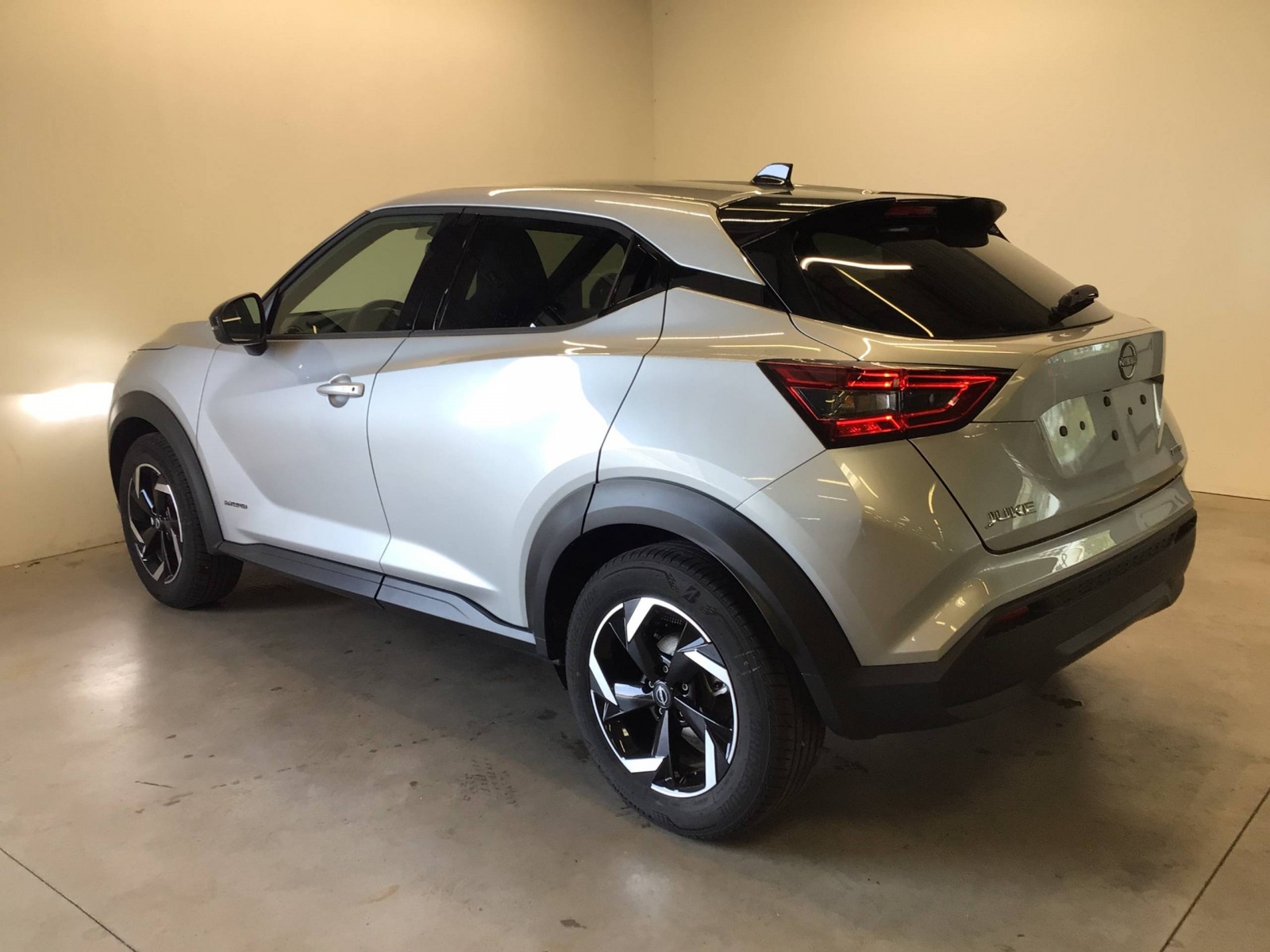 NISSAN - JUKE 2023 - #185433 - 2