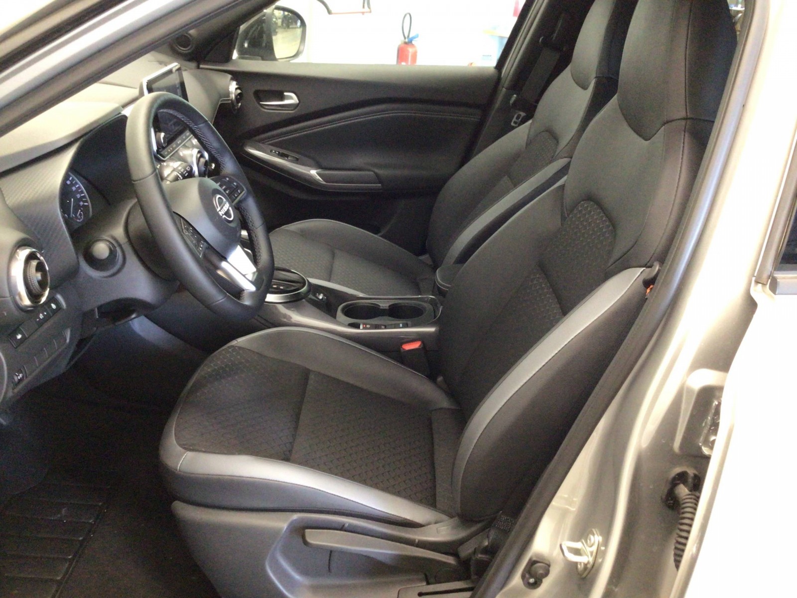 NISSAN - JUKE 2023 - #185433 - 7