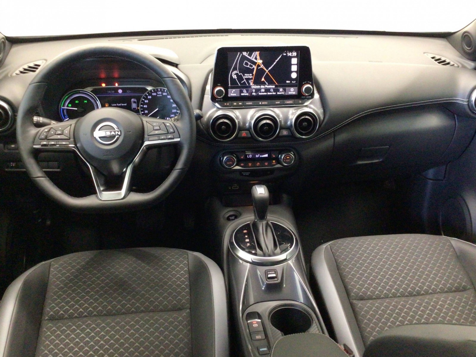 NISSAN - JUKE 2023 - #185433 - 24
