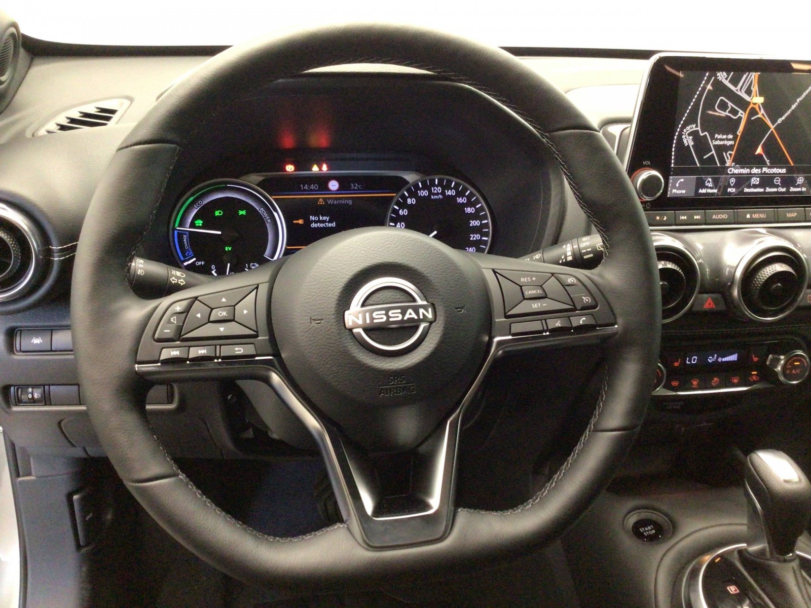 NISSAN - JUKE 2023 - #185433 - 10