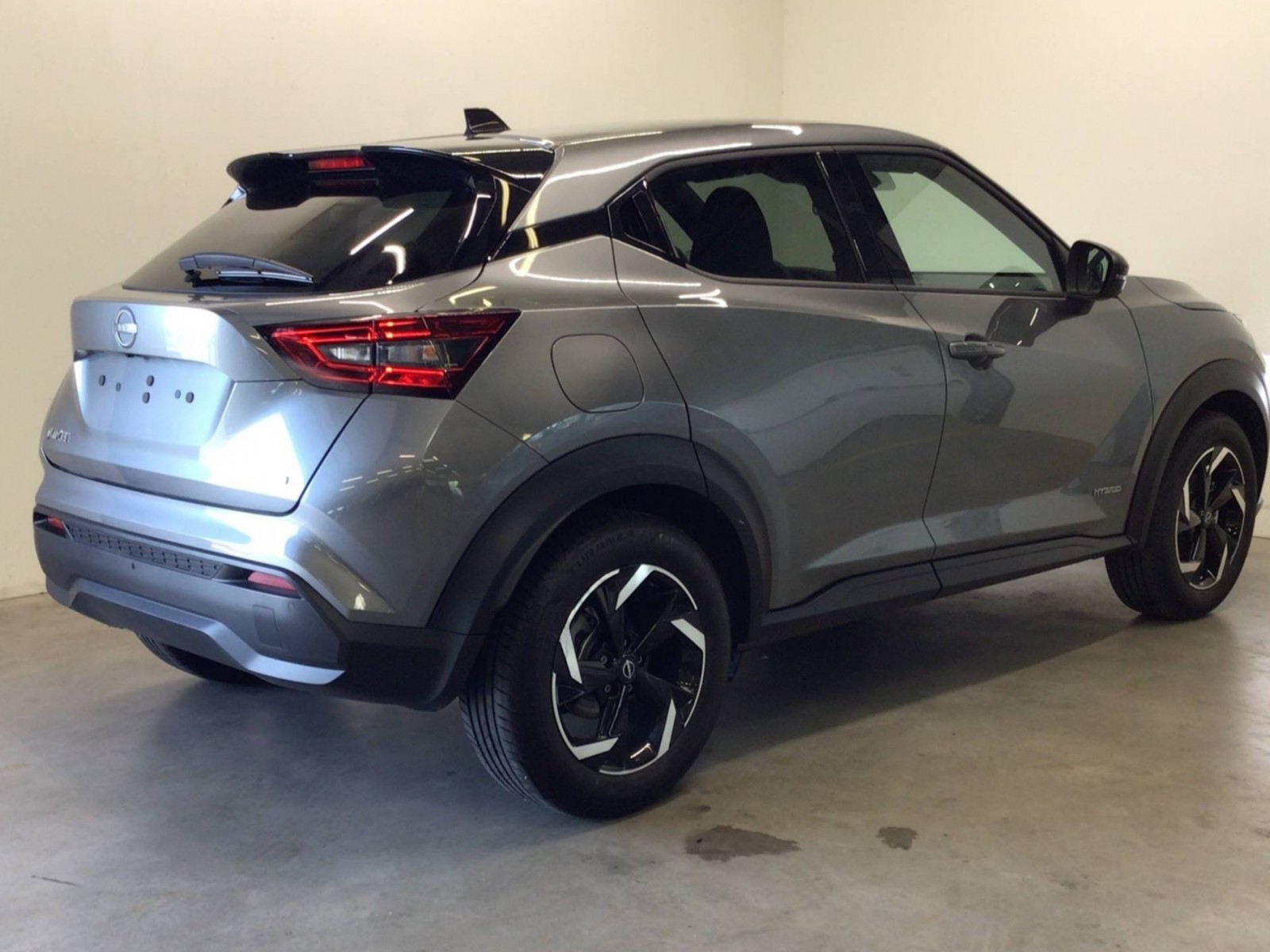NISSAN - JUKE 2023 - #185432 - 3