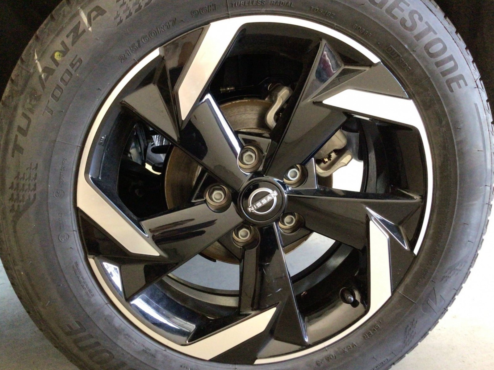 NISSAN - JUKE 2023 - #185432 - 6
