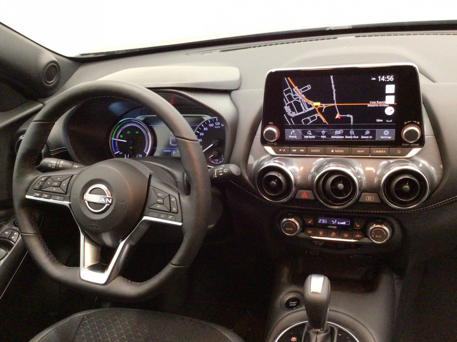 NISSAN - JUKE 2023 - #185432 - 14