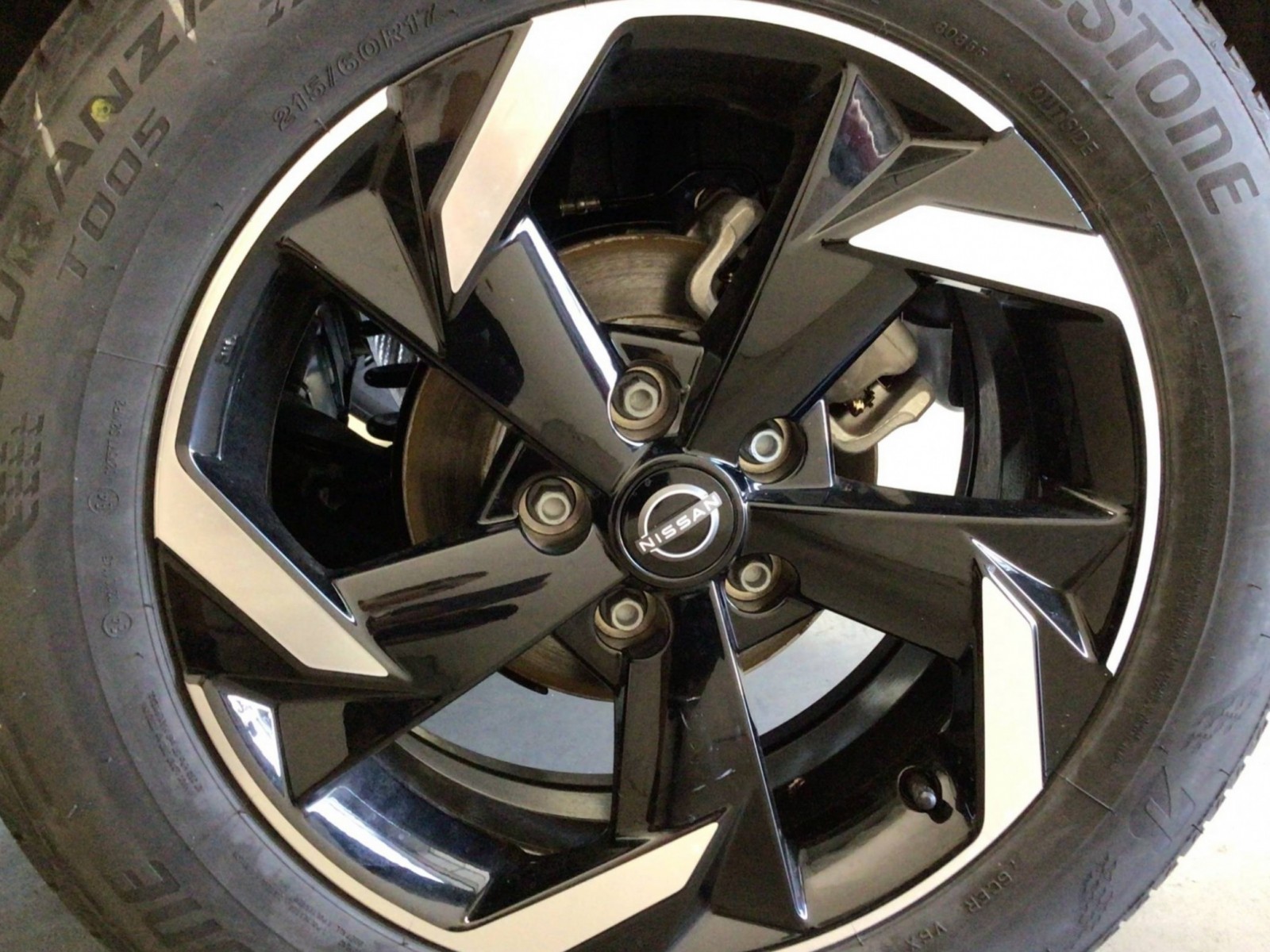 NISSAN - JUKE 2023 - #185432 - 20