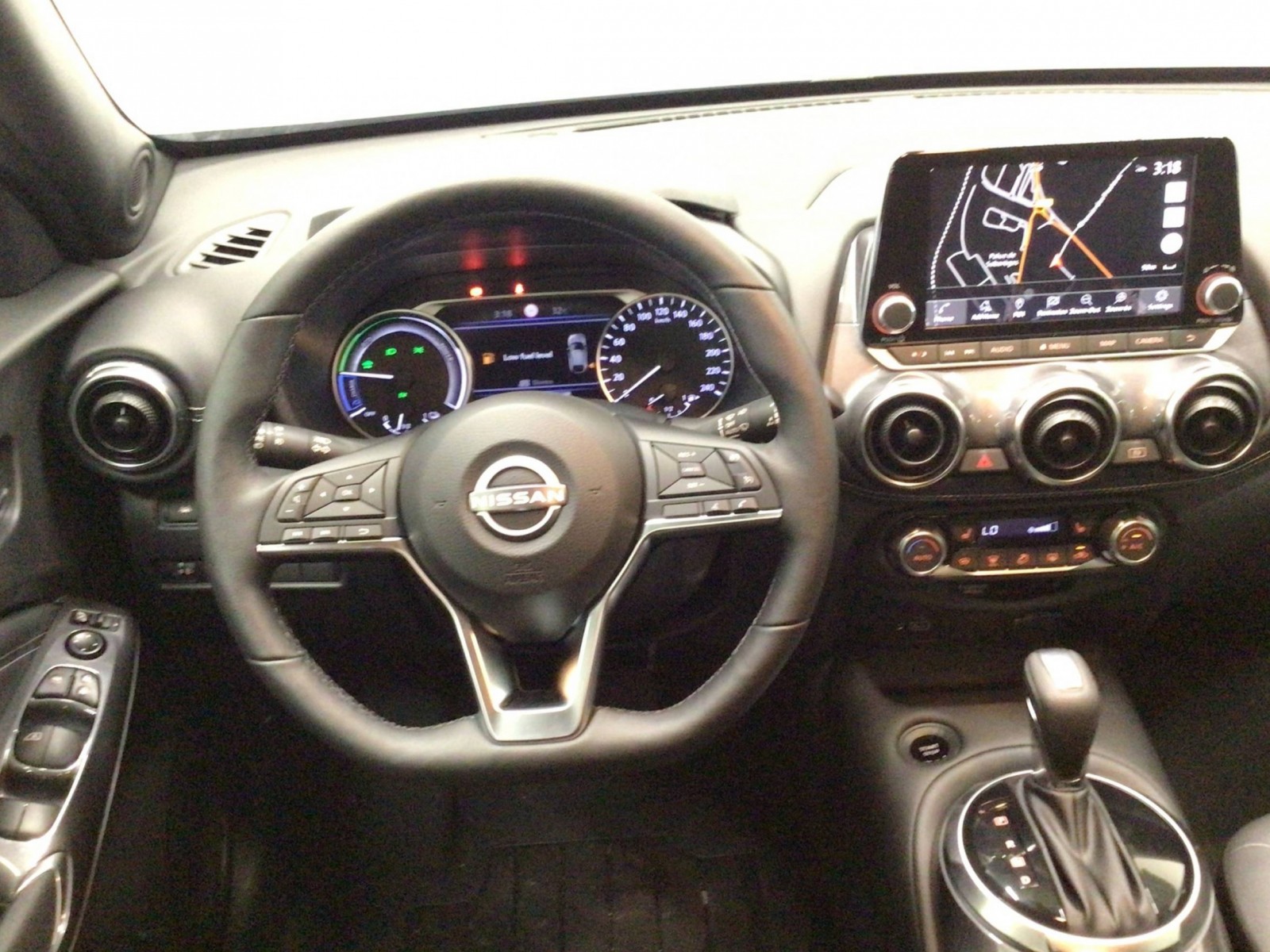 NISSAN - JUKE 2023 - #185436 - 29