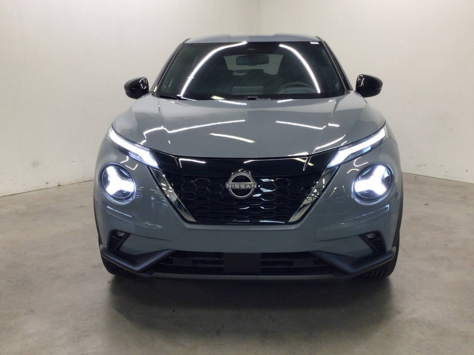 NISSAN - JUKE 2023 - #185437 - 20