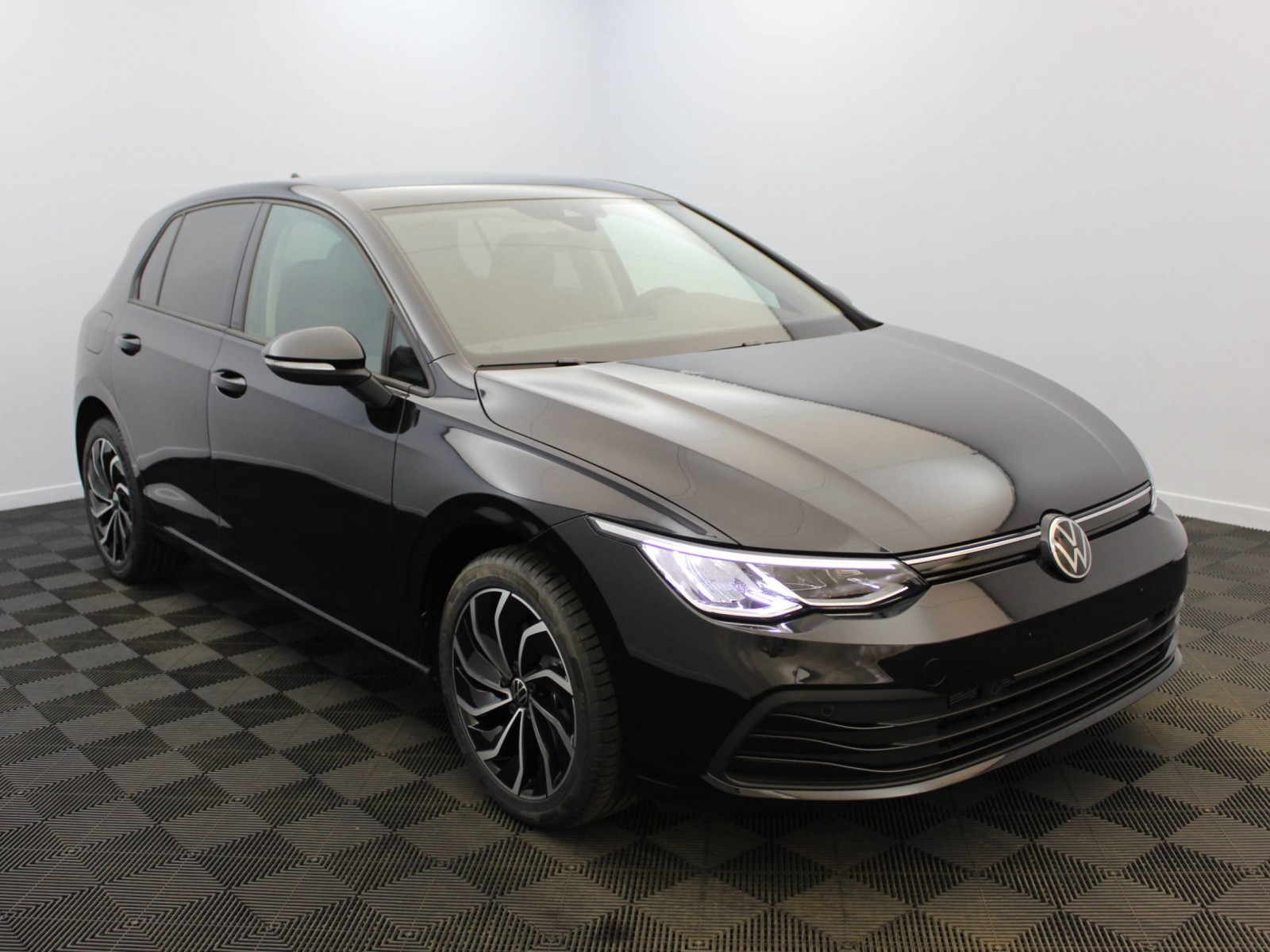 VOLKSWAGEN - GOLF - #184936 - 1