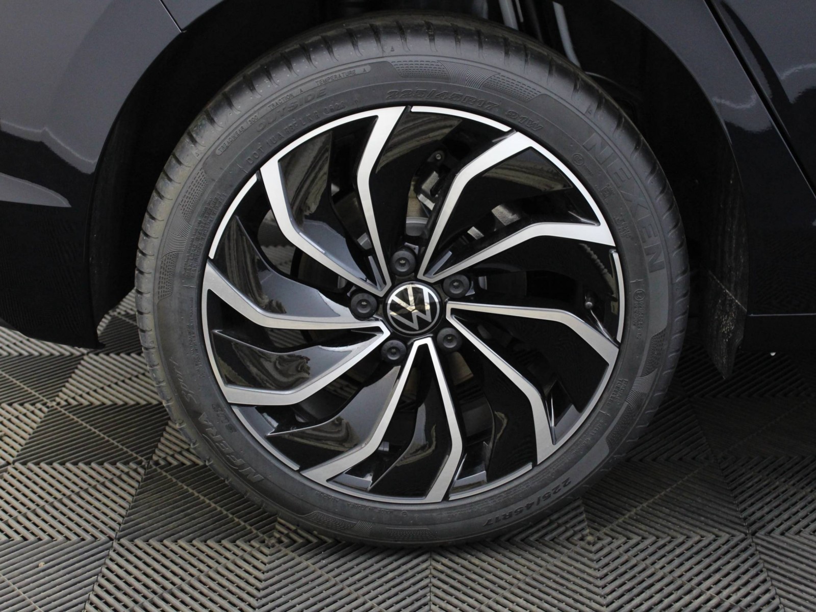 VOLKSWAGEN - GOLF - #184936 - 6