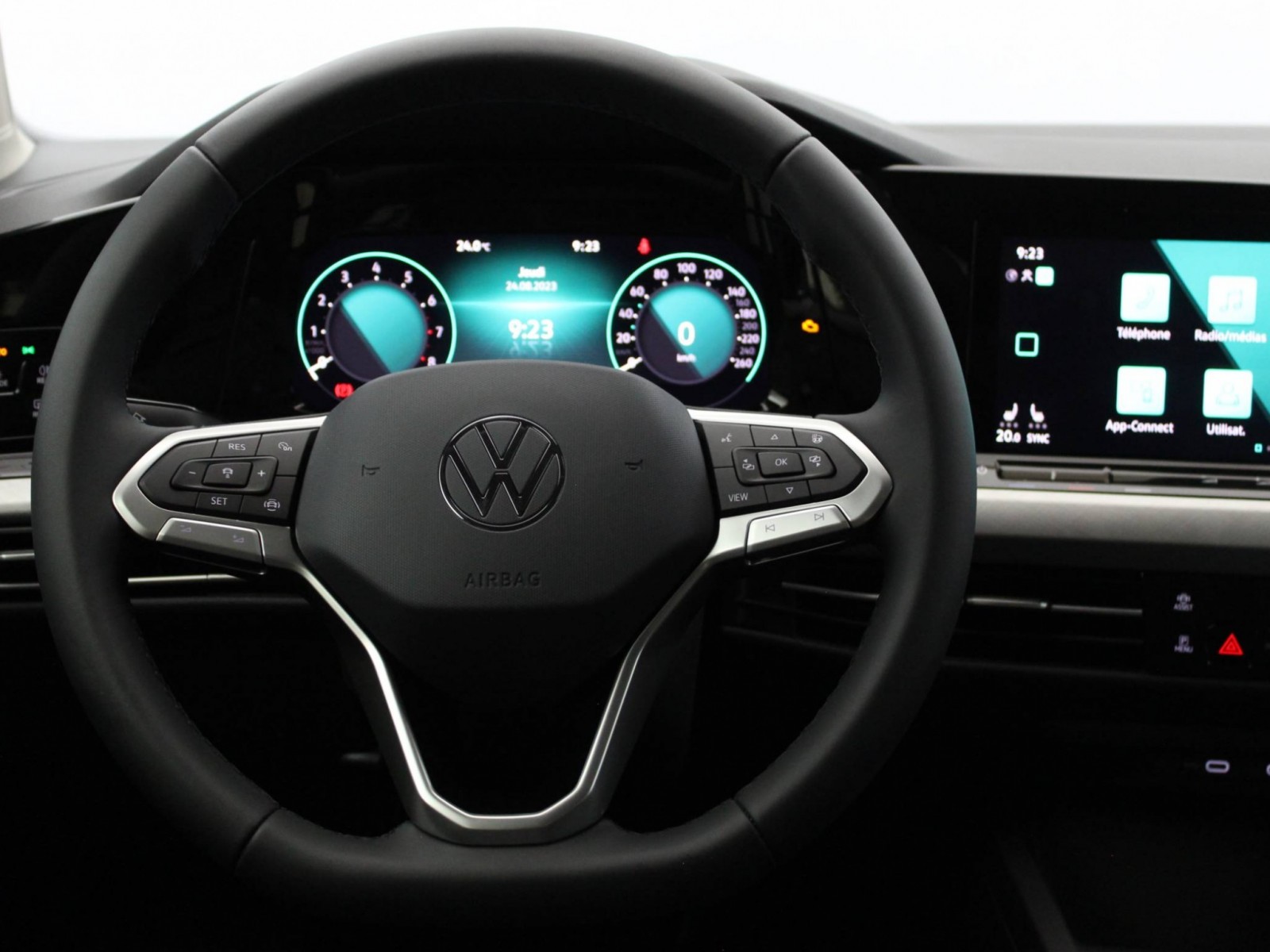 VOLKSWAGEN - GOLF - #184937 - 32