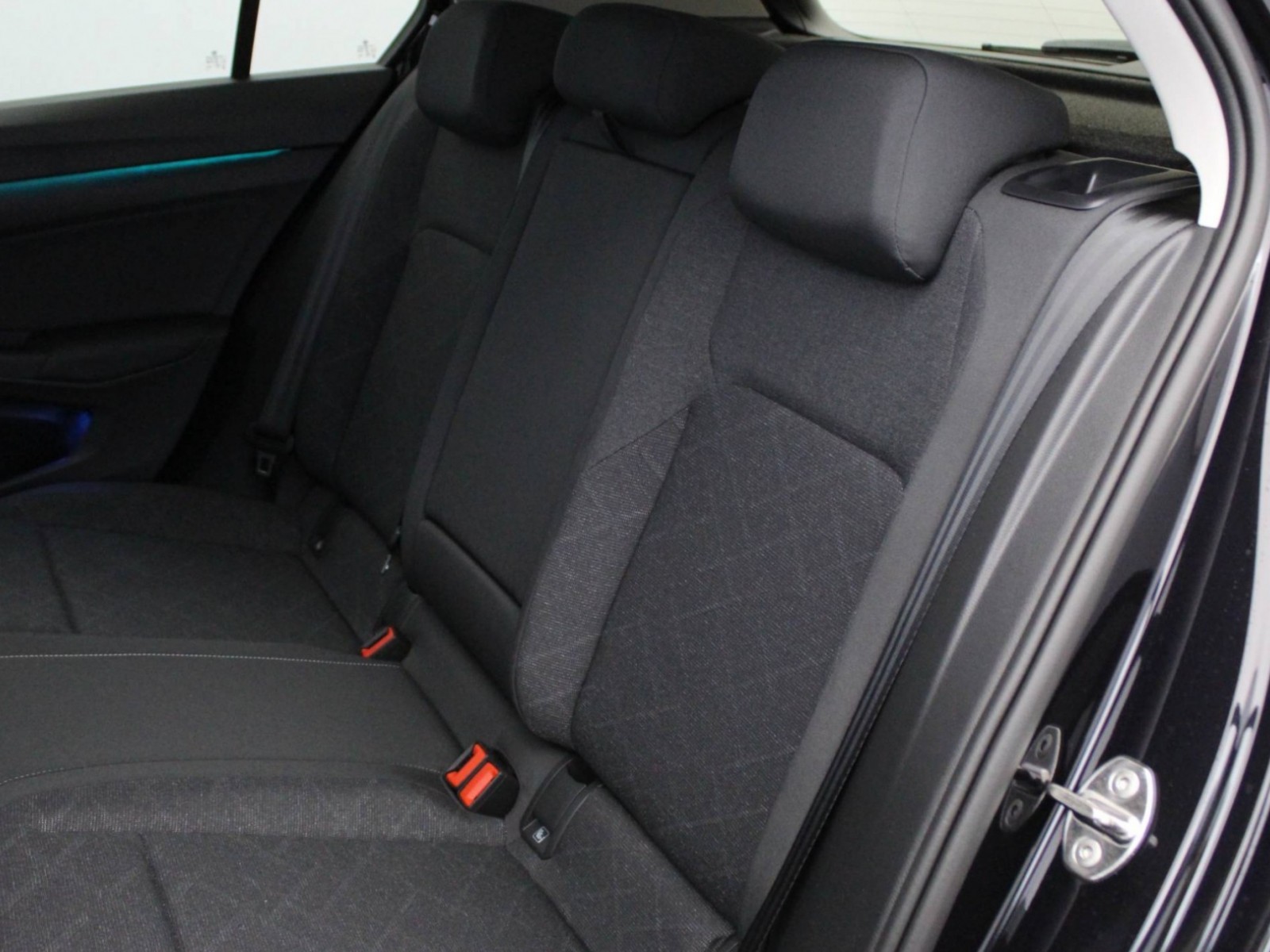 VOLKSWAGEN - GOLF - #184937 - 27