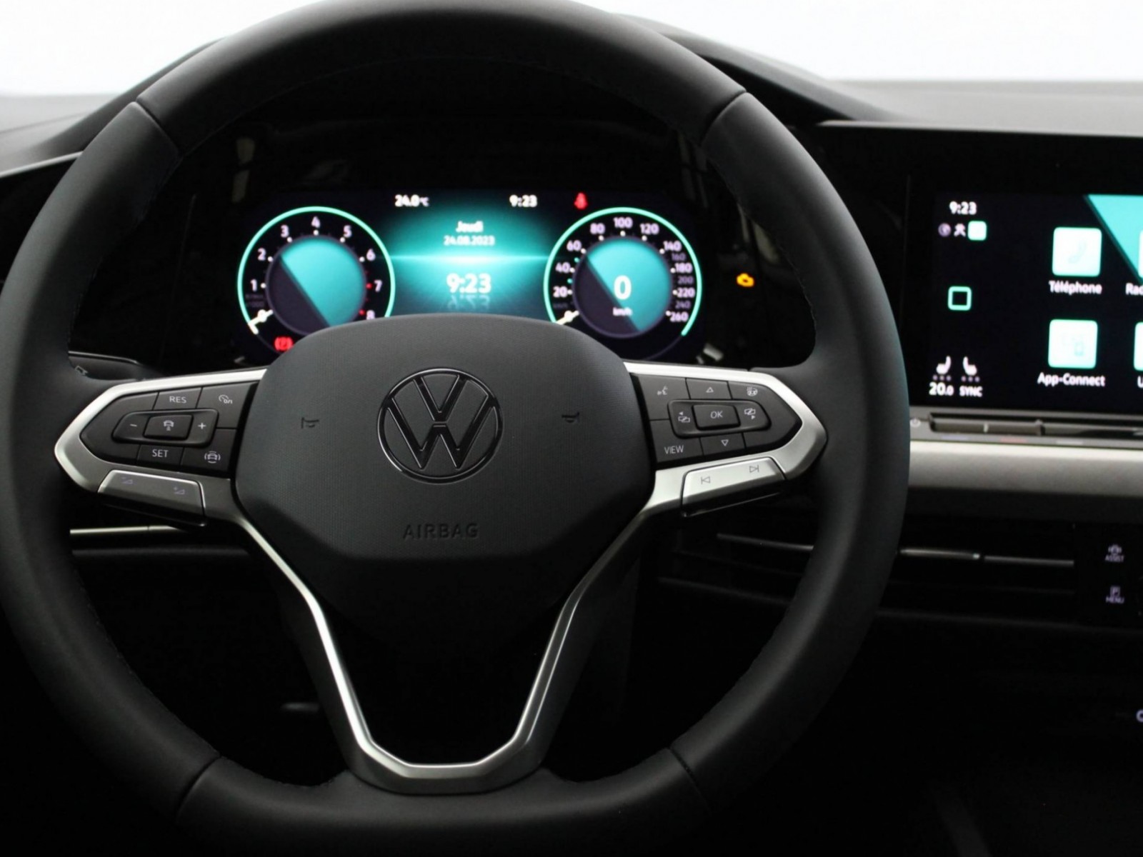 VOLKSWAGEN - GOLF - #184937 - 31