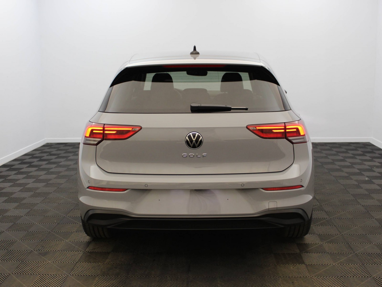 VOLKSWAGEN - GOLF - #184935 - 5