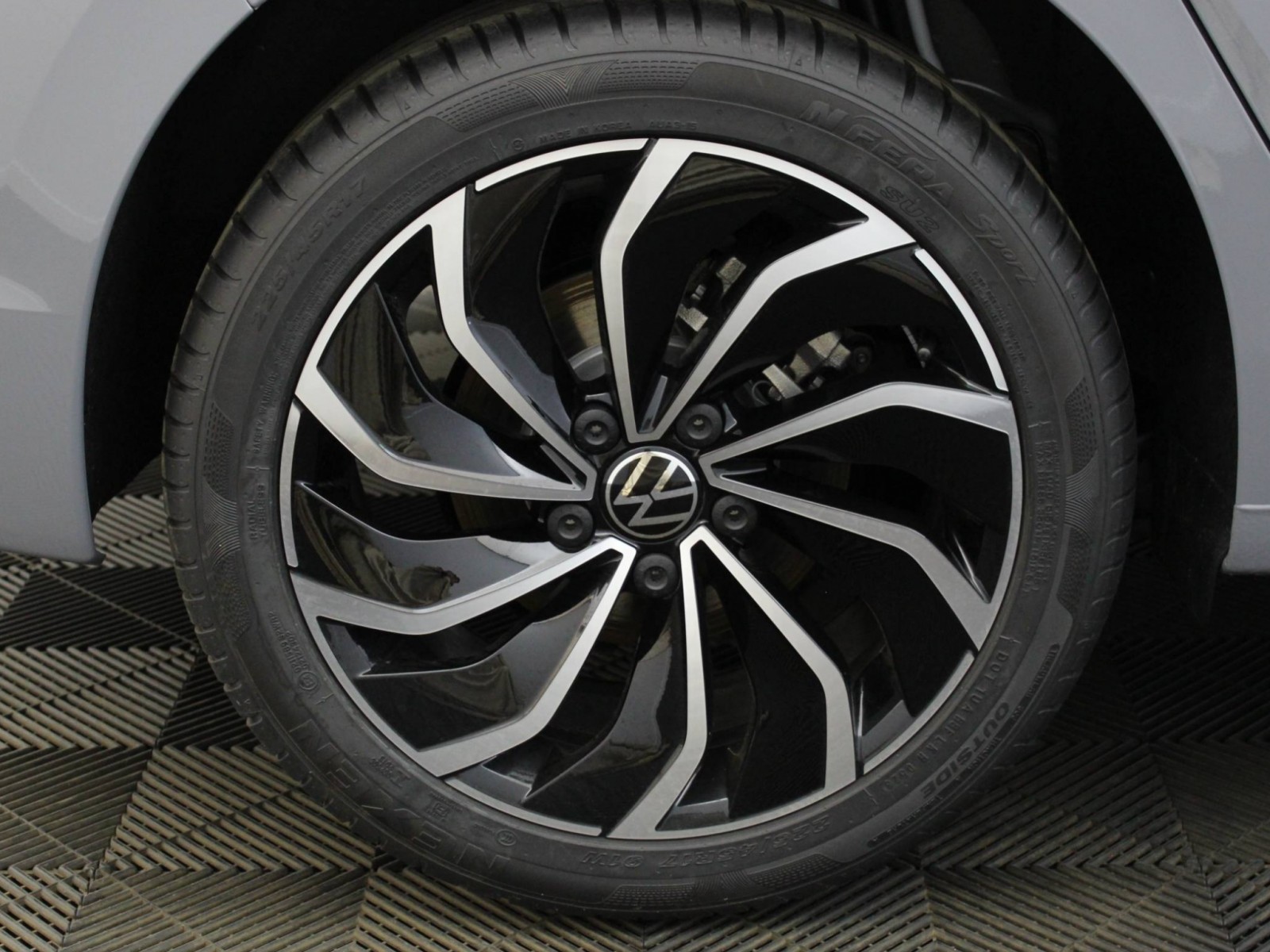 VOLKSWAGEN - GOLF - #184935 - 21