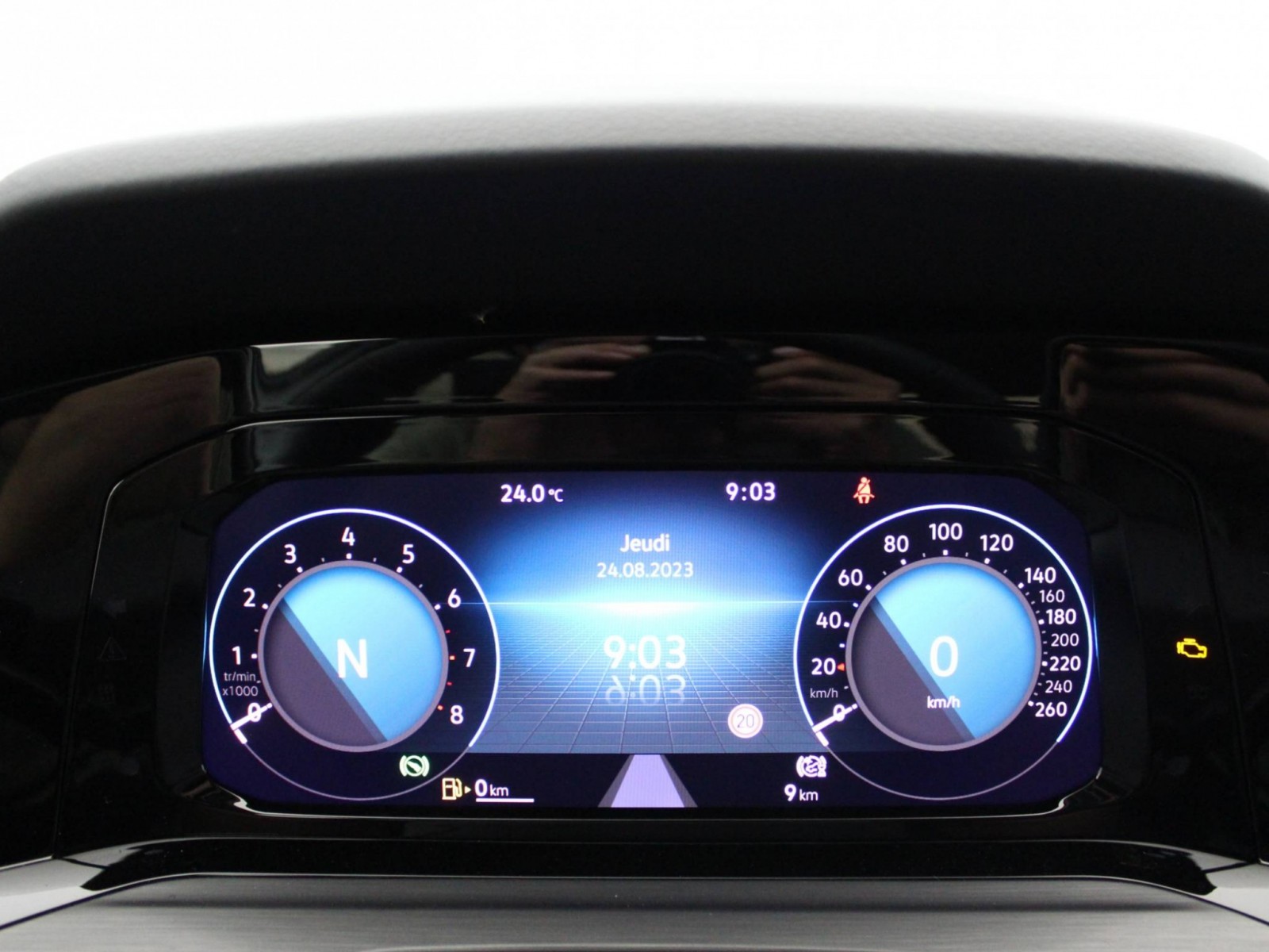 VOLKSWAGEN - GOLF - #185244 - 12