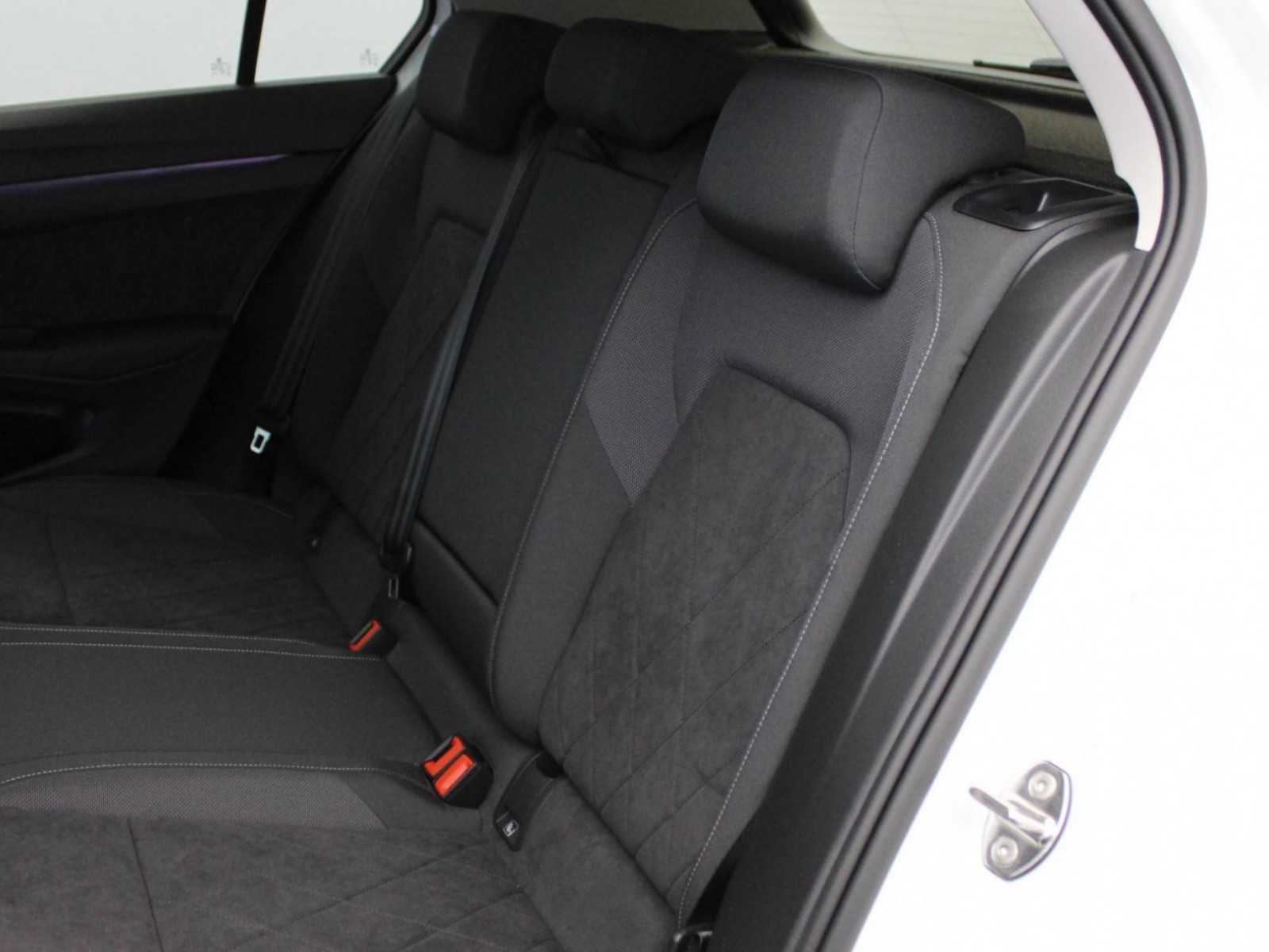 VOLKSWAGEN - GOLF - #185244 - 26