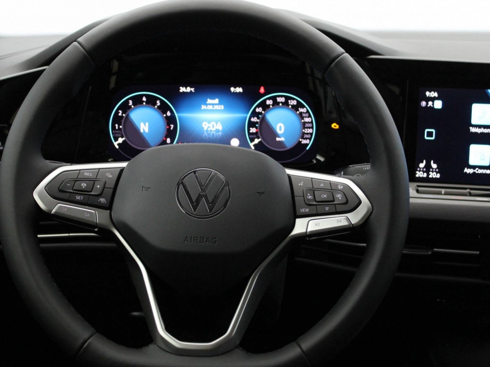 VOLKSWAGEN - GOLF - #185244 - 28