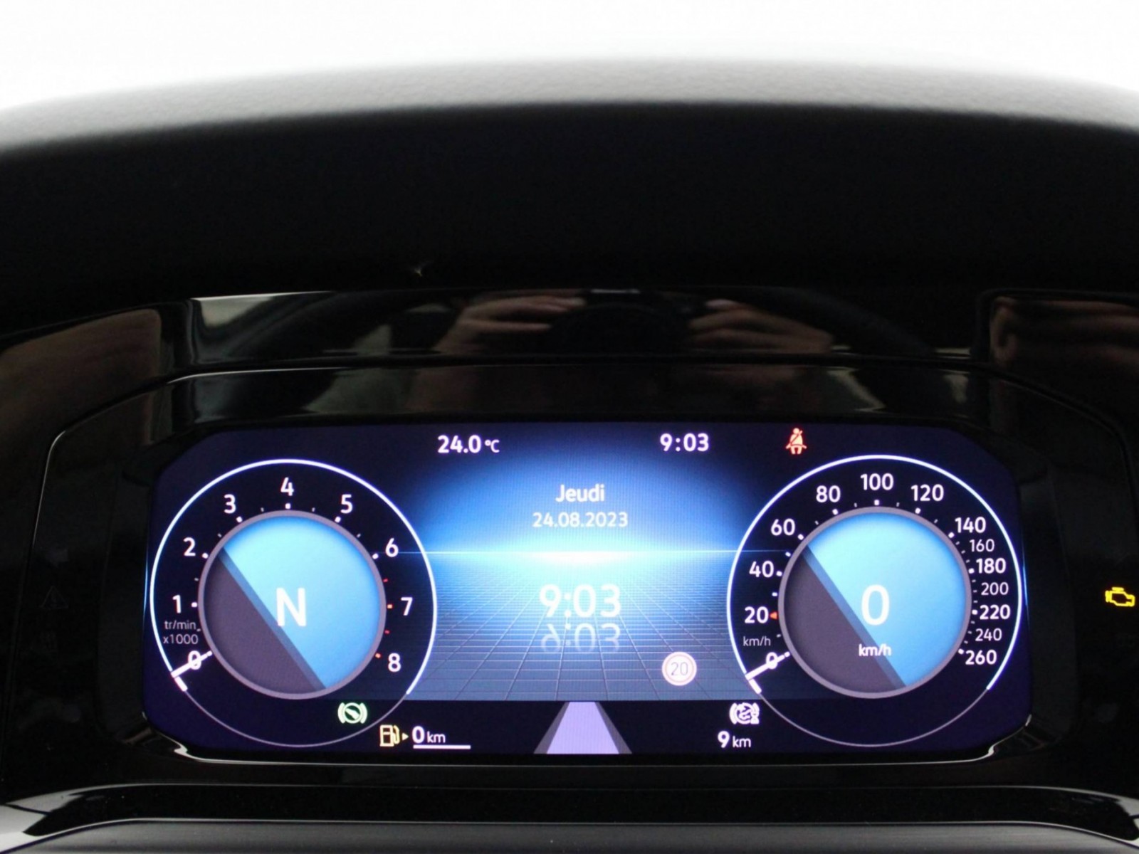 VOLKSWAGEN - GOLF - #185244 - 31