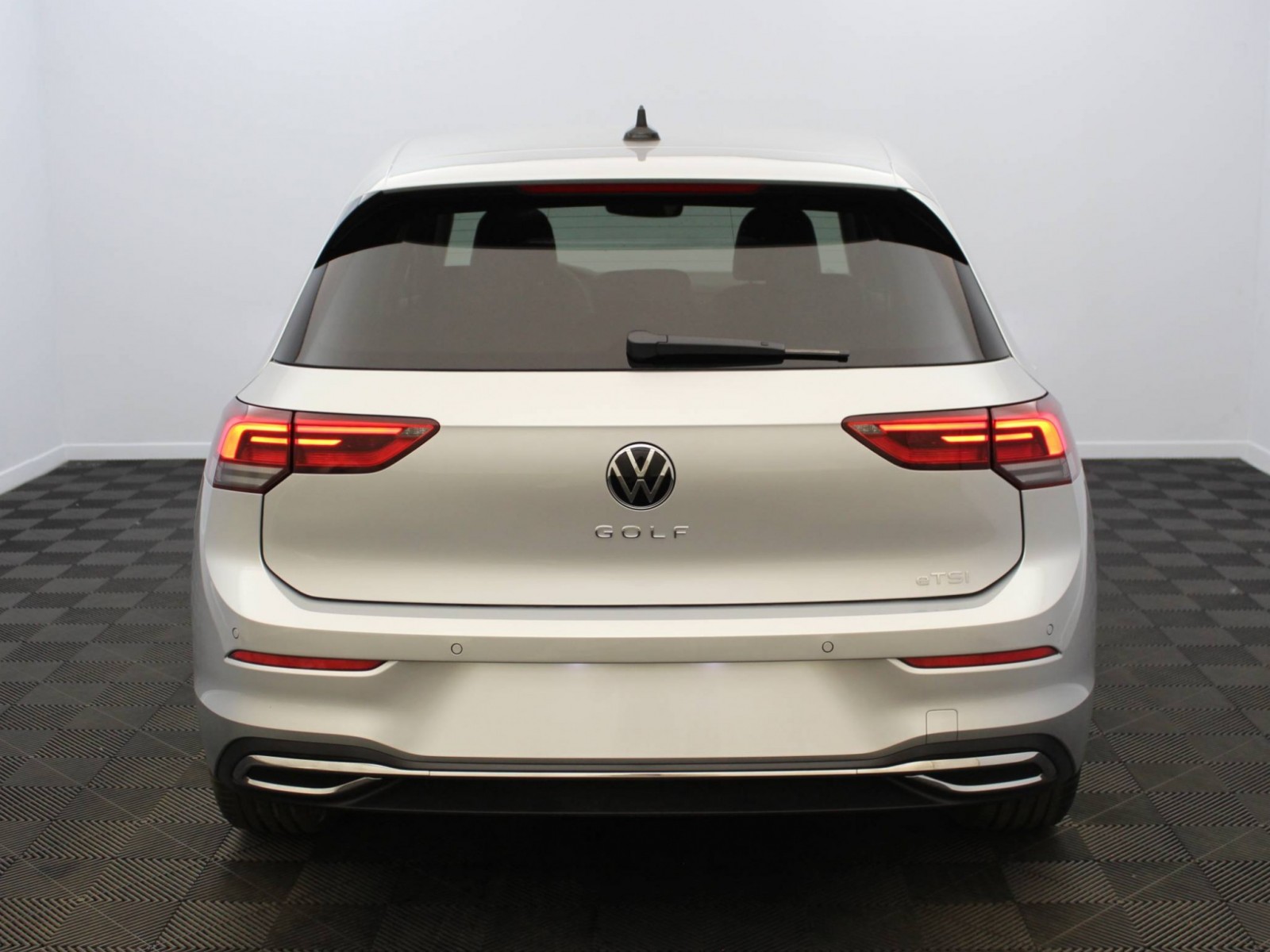 VOLKSWAGEN - GOLF - #185242 - 20